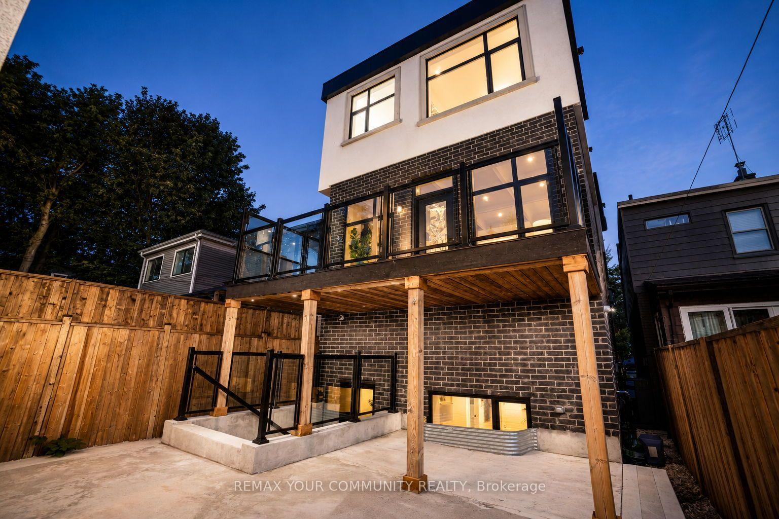 Photo 33 of 49 Wayland Avenue, Toronto, East End-Danforth — HOMEH