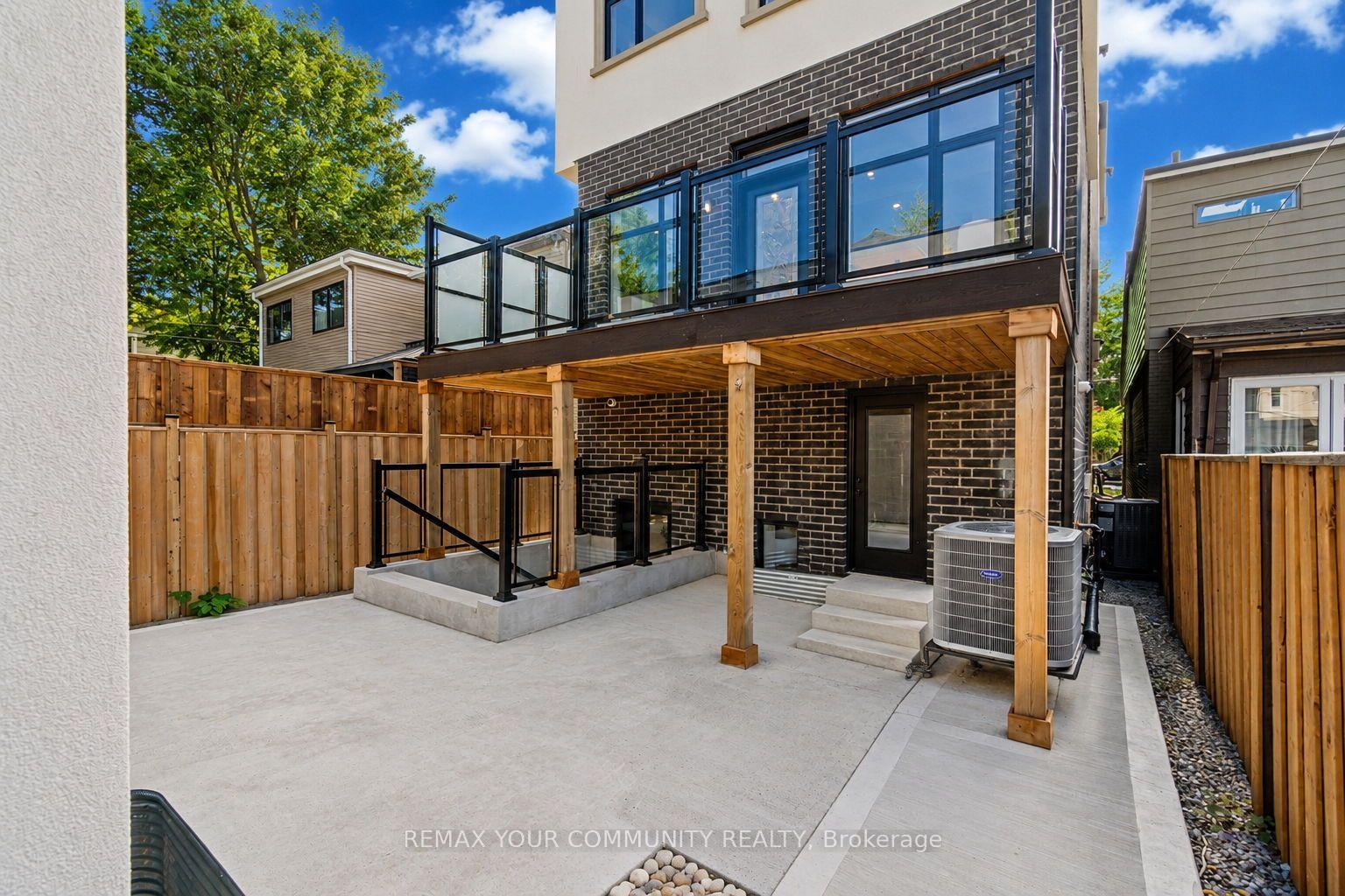 Photo 34 of 49 Wayland Avenue, Toronto, East End-Danforth — HOMEH