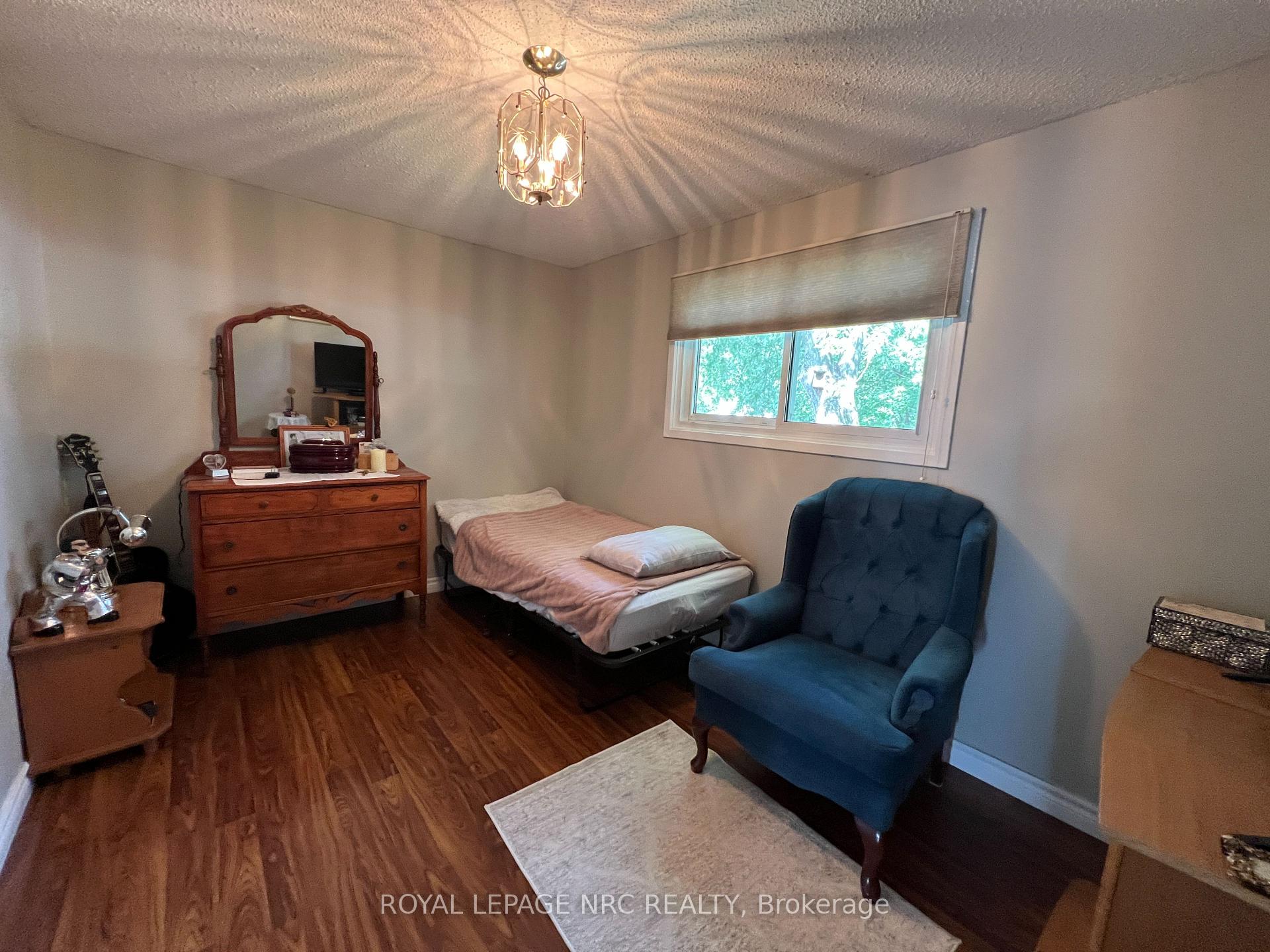 Photo 22 of 127 Keefer Road, Thorold, Confederation Heights — HOMEH