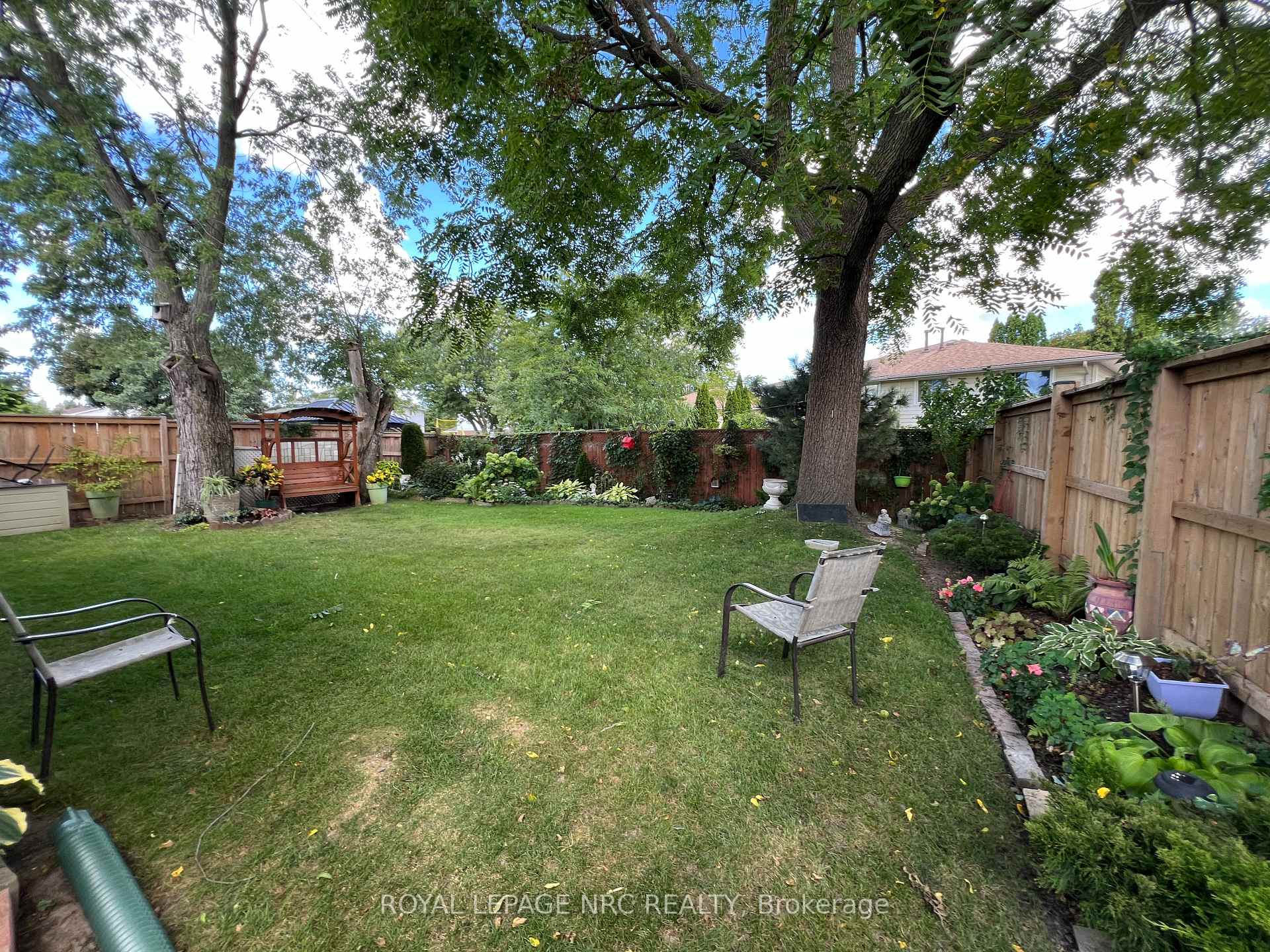 Photo 43 of 127 Keefer Road, Thorold, Confederation Heights — HOMEH