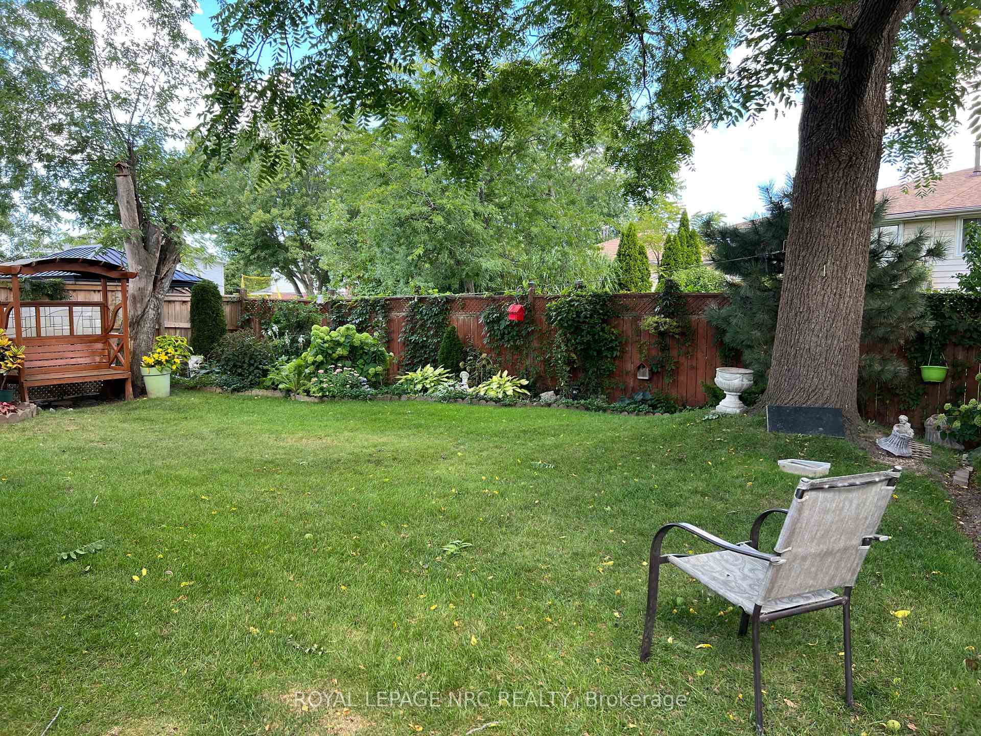 Photo 47 of 127 Keefer Road, Thorold, Confederation Heights — HOMEH