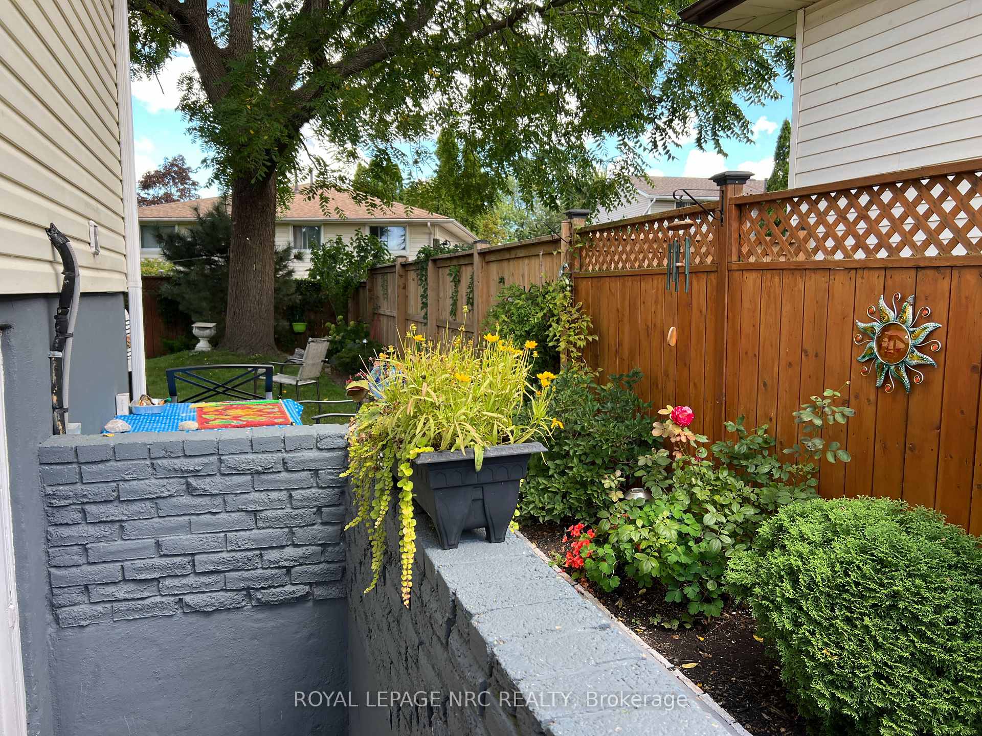 Photo 53 of 127 Keefer Road, Thorold, Confederation Heights — HOMEH
