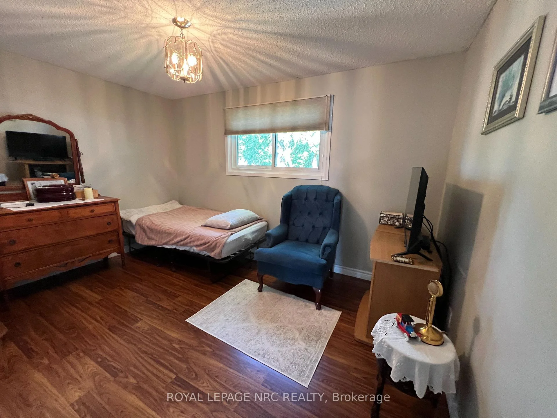 Photo 24 of 127 Keefer Road, Thorold, Confederation Heights — HOMEH