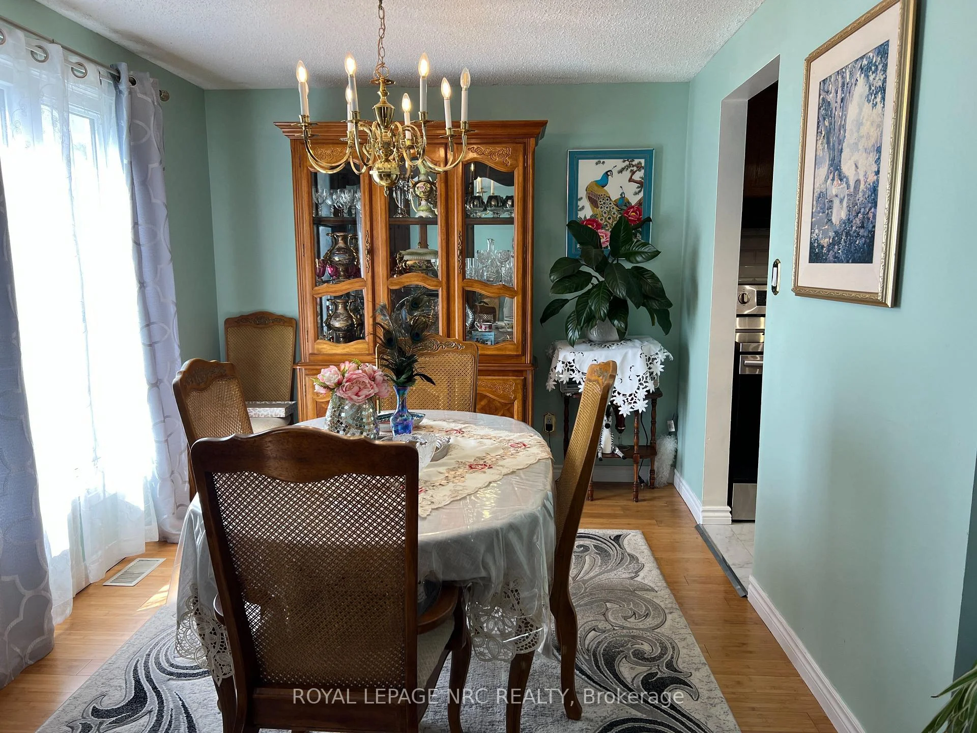 Photo 45 of 127 Keefer Road, Thorold, Confederation Heights — HOMEH