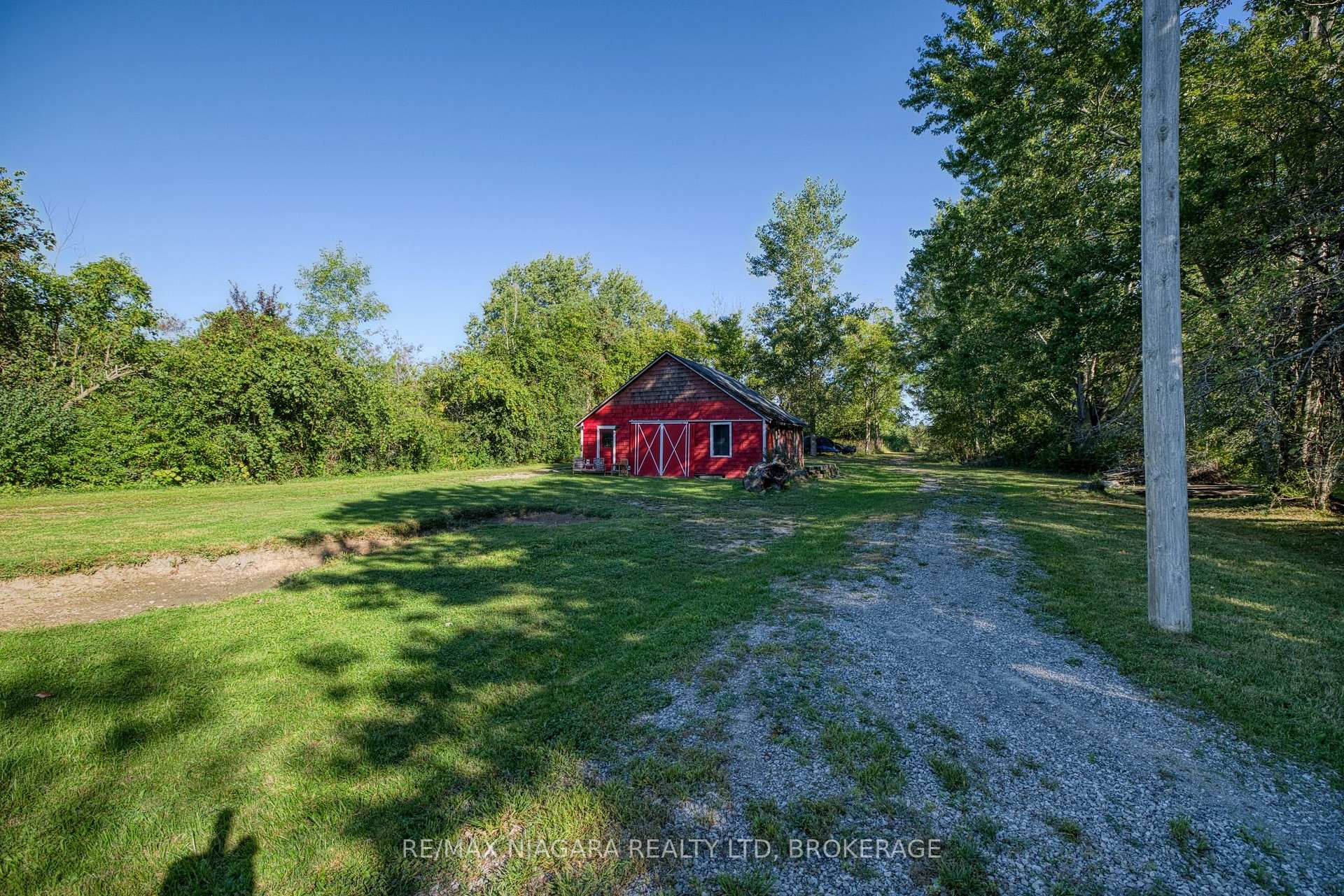 Photo 2 of 4728 Michener Road, Fort Erie, Point Abino — HOMEH