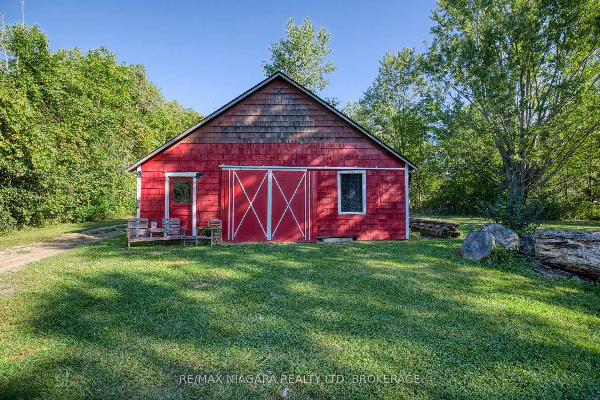 Photo 3 of 4728 Michener Road, Fort Erie, Point Abino — HOMEH