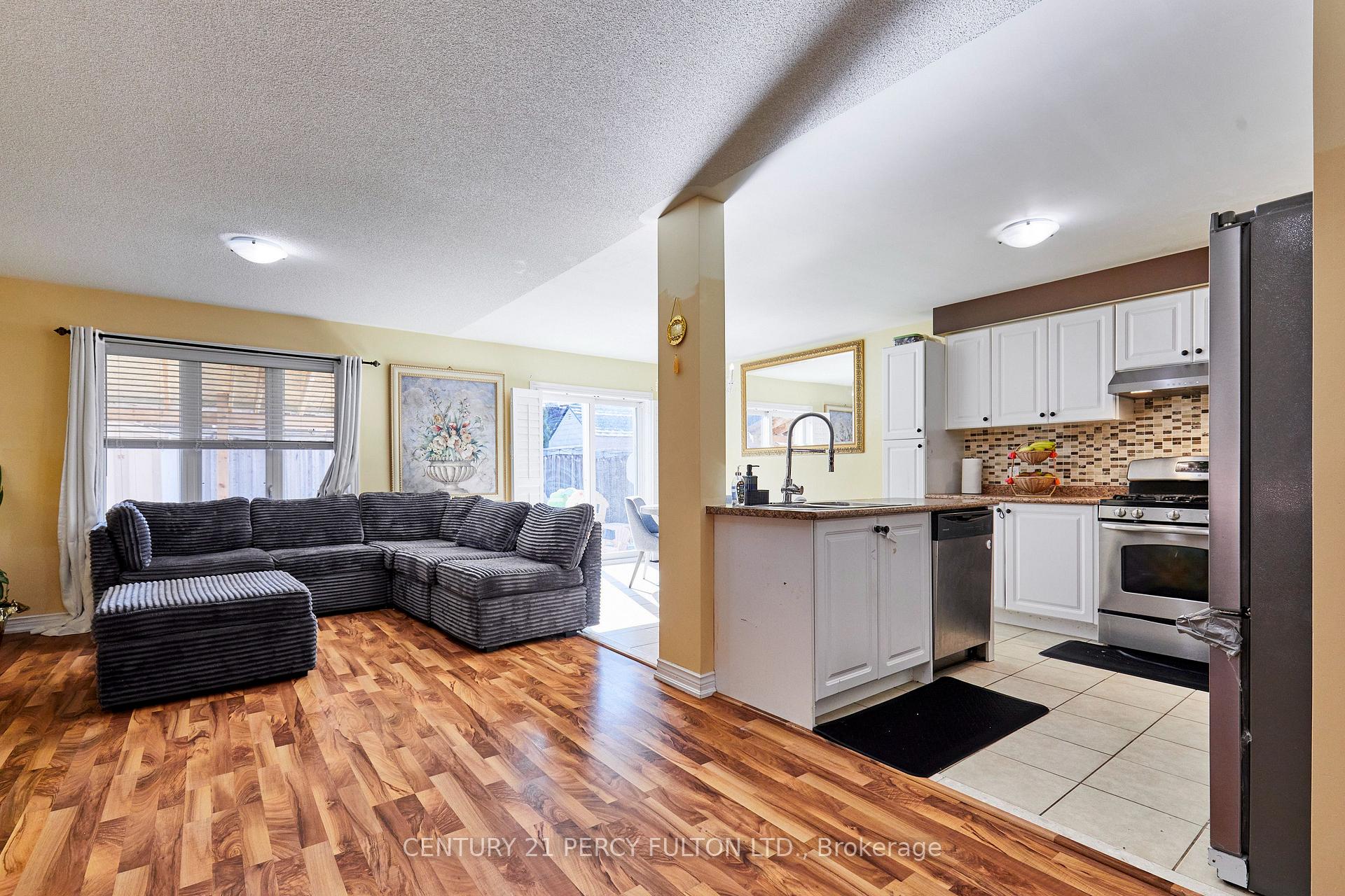 Photo 3 of 14 Draycott Avenue, Ajax, Northeast Ajax — HOMEH
