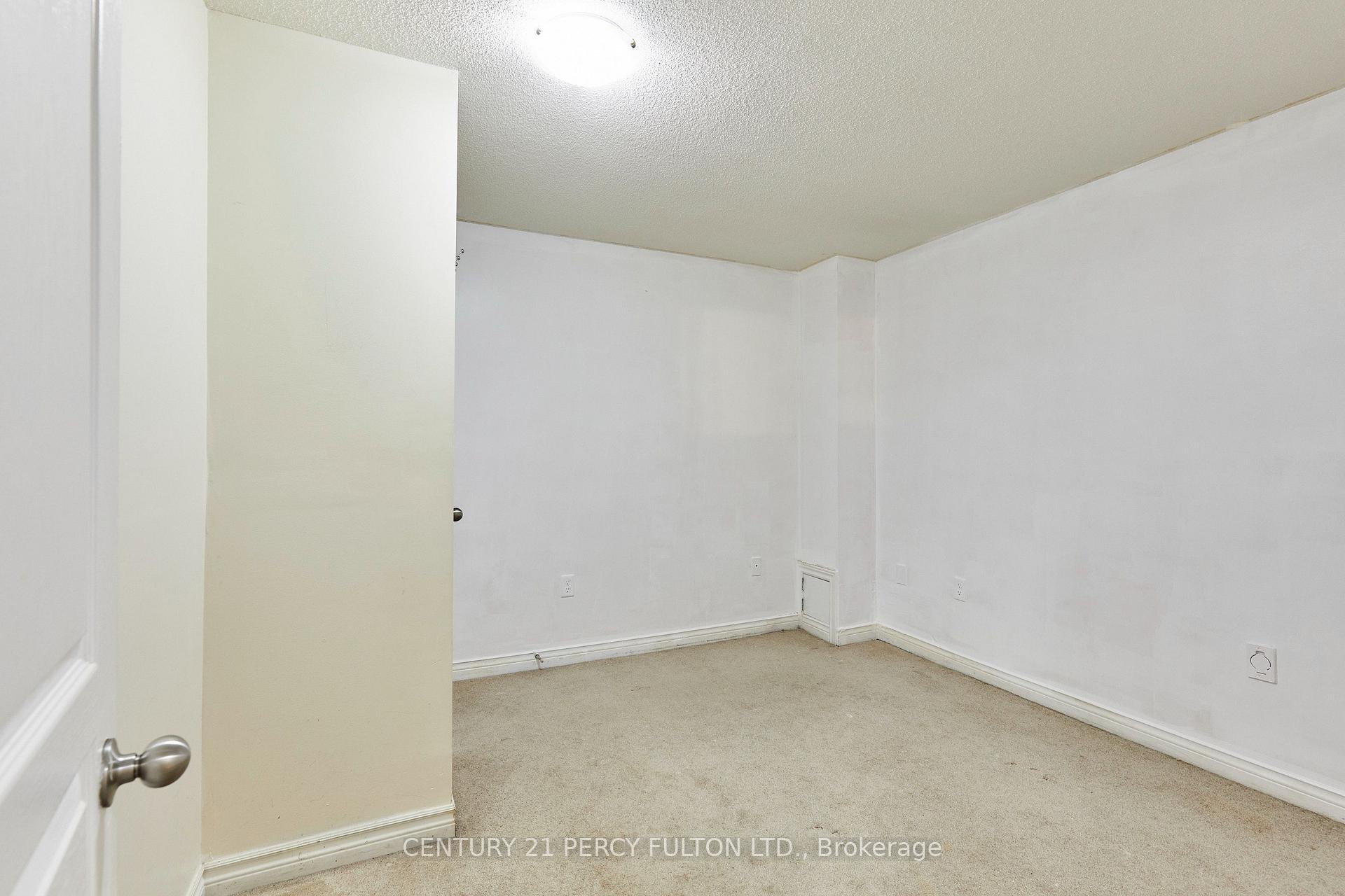Photo 19 of 14 Draycott Avenue, Ajax, Northeast Ajax — HOMEH
