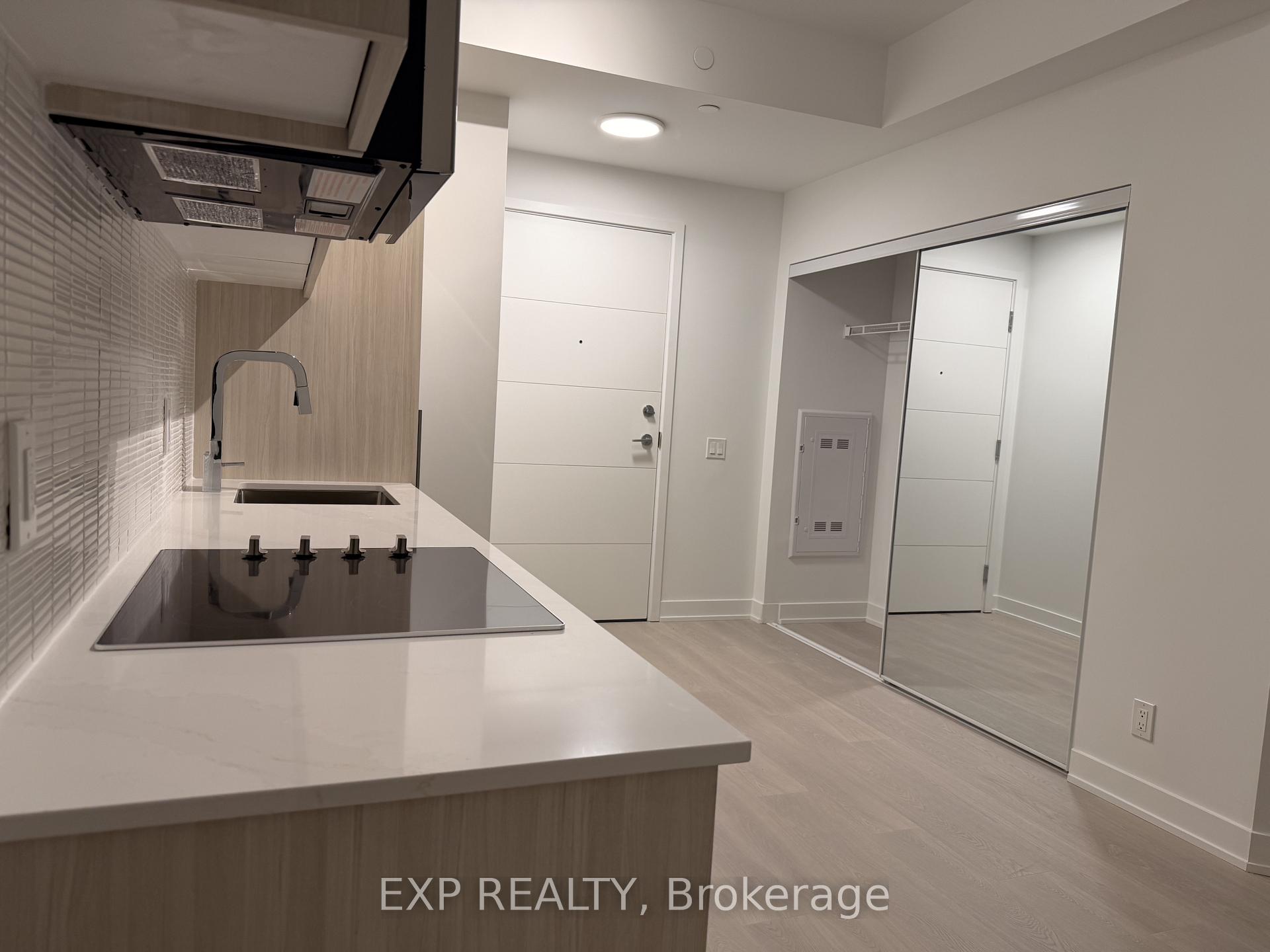 Photo 11 of 20 Deans Drive, Scarborough, Clairlea-Birchmount — HOMEH