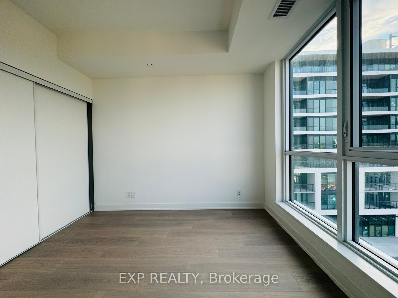 Photo 19 of 20 Deans Drive, Scarborough, Clairlea-Birchmount — HOMEH