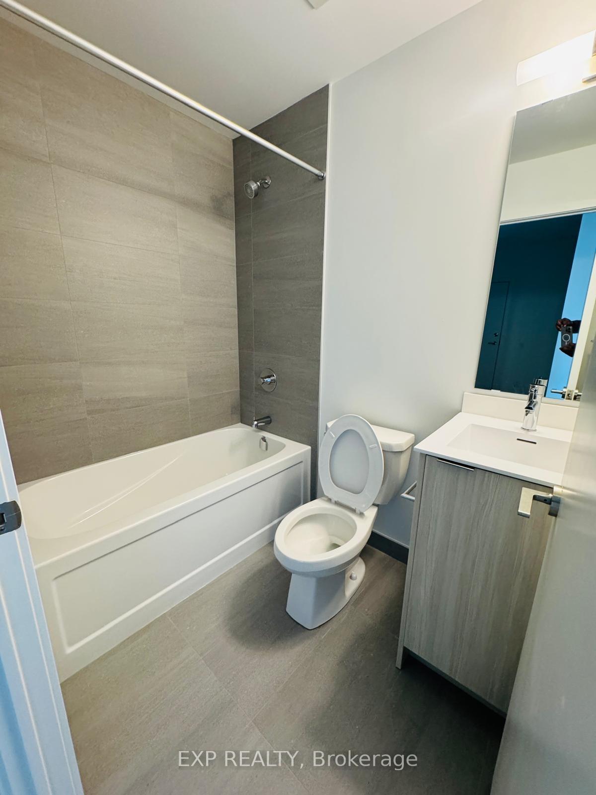 Photo 22 of 20 Deans Drive, Scarborough, Clairlea-Birchmount — HOMEH