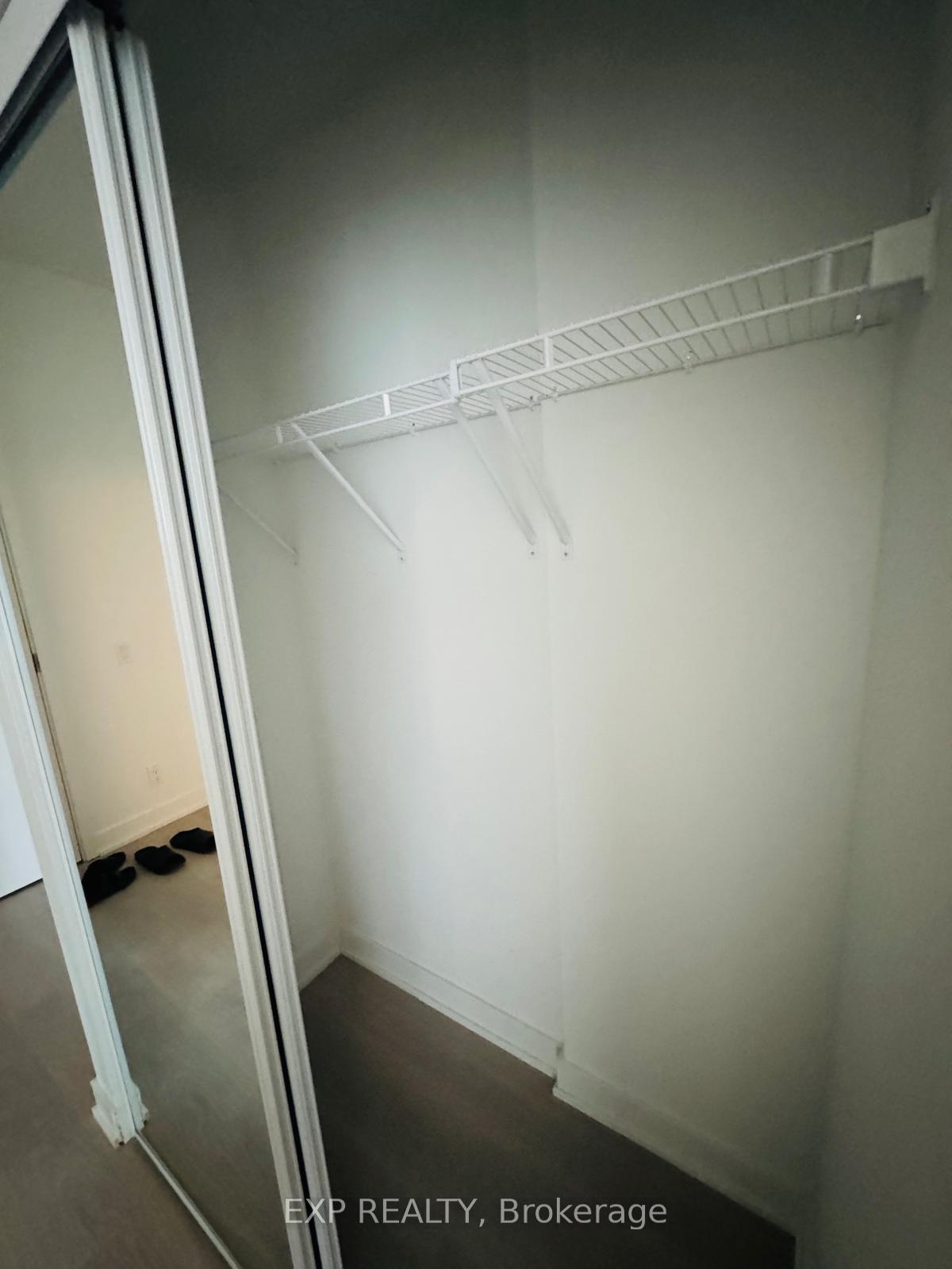 Photo 23 of 20 Deans Drive, Scarborough, Clairlea-Birchmount — HOMEH