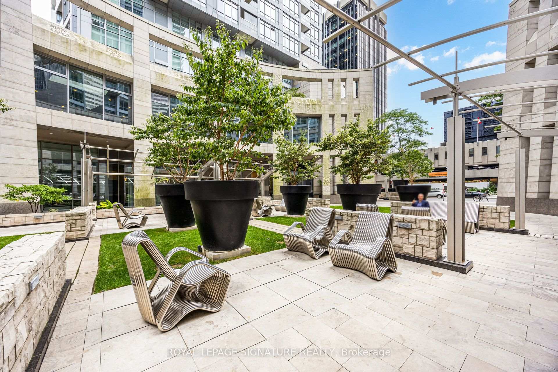 Photo 31 of Unit 3608, 2191 Yonge Street, Toronto, Mount Pleasant West — HOMEH