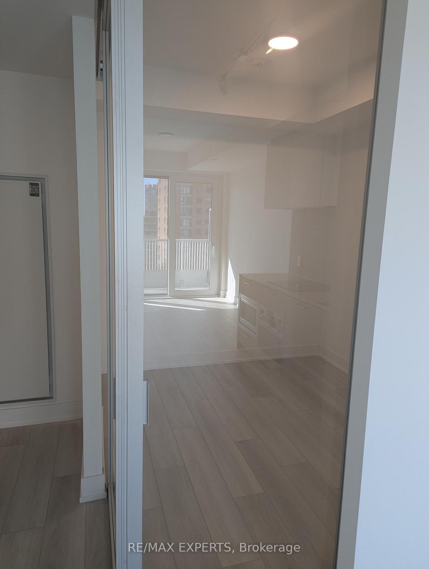 Photo 4 of Unit 707, 36 Olive Avenue, North York, Willowdale East — HOMEH