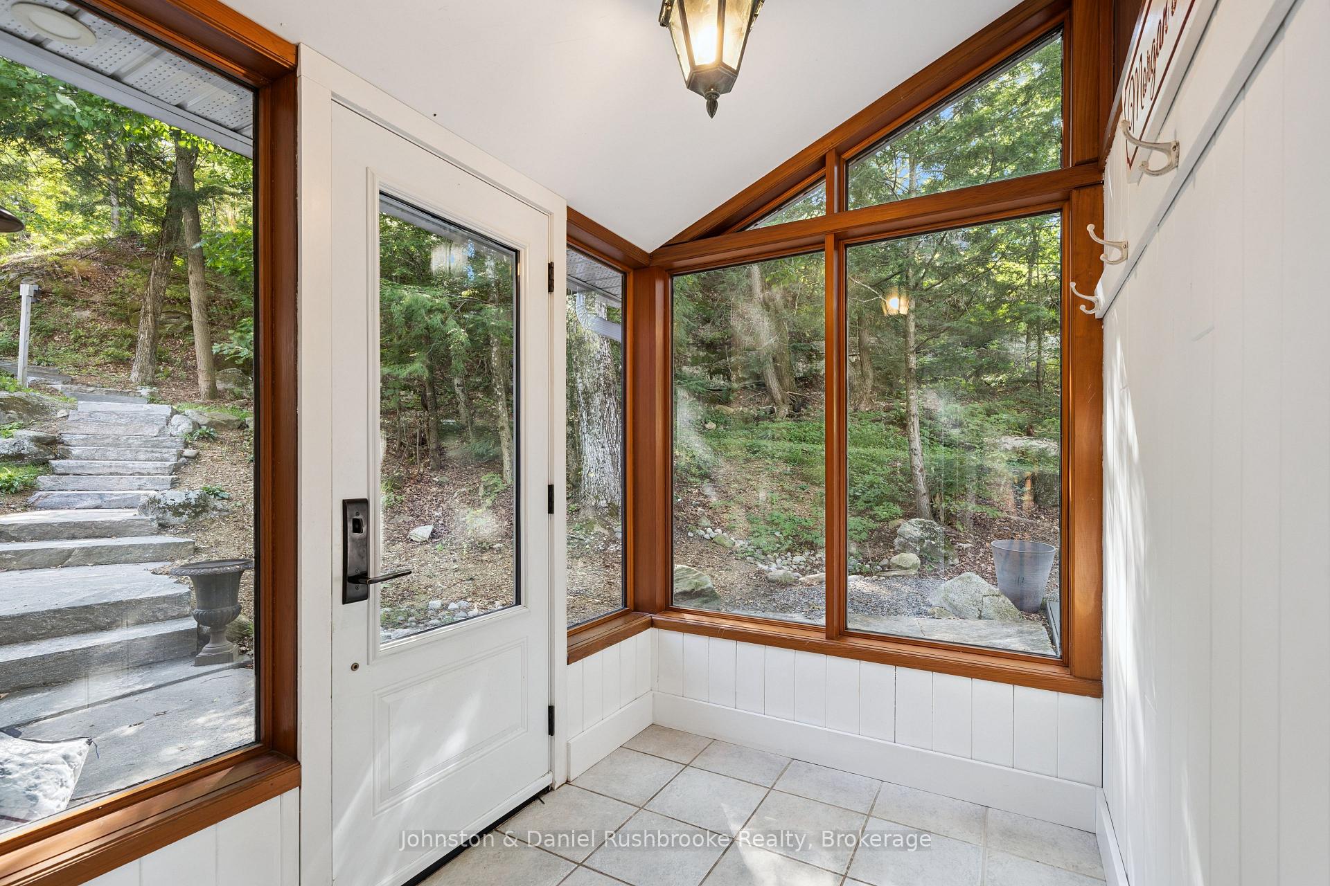 Photo 7 of 1310 Brydons Bay Rd, Gravenhurst, Muskoka (S) — HOMEH