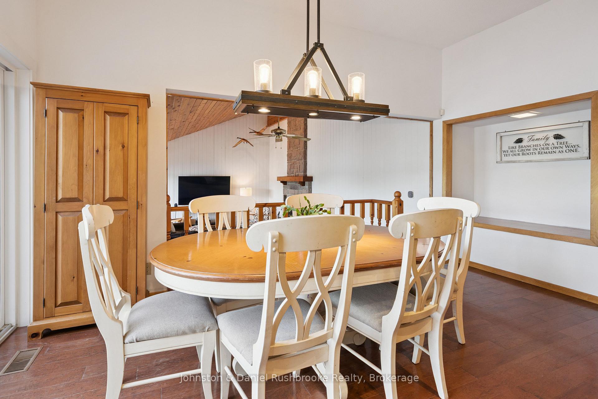 Photo 12 of 1310 Brydons Bay Rd, Gravenhurst, Muskoka (S) — HOMEH