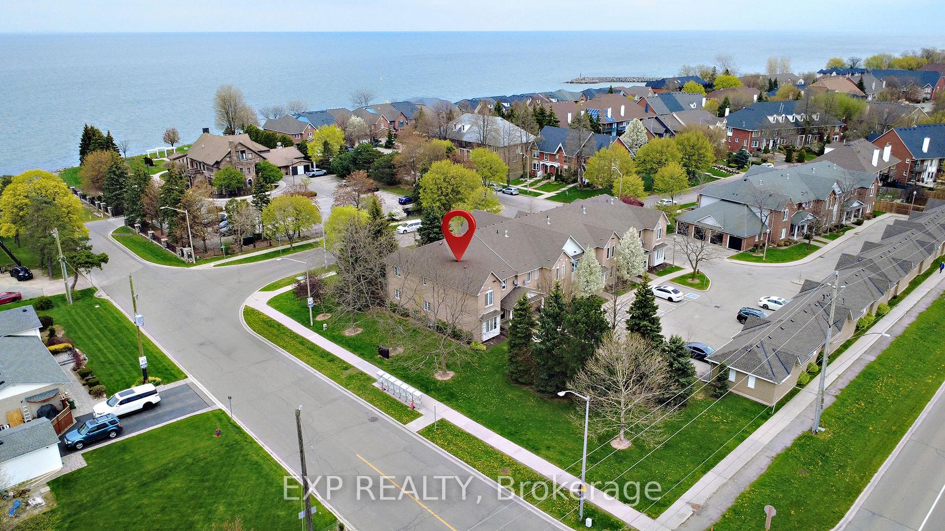 Photo 3 of Unit 9, 2 Harbour Drive, Hamilton, Lakeshore — HOMEH