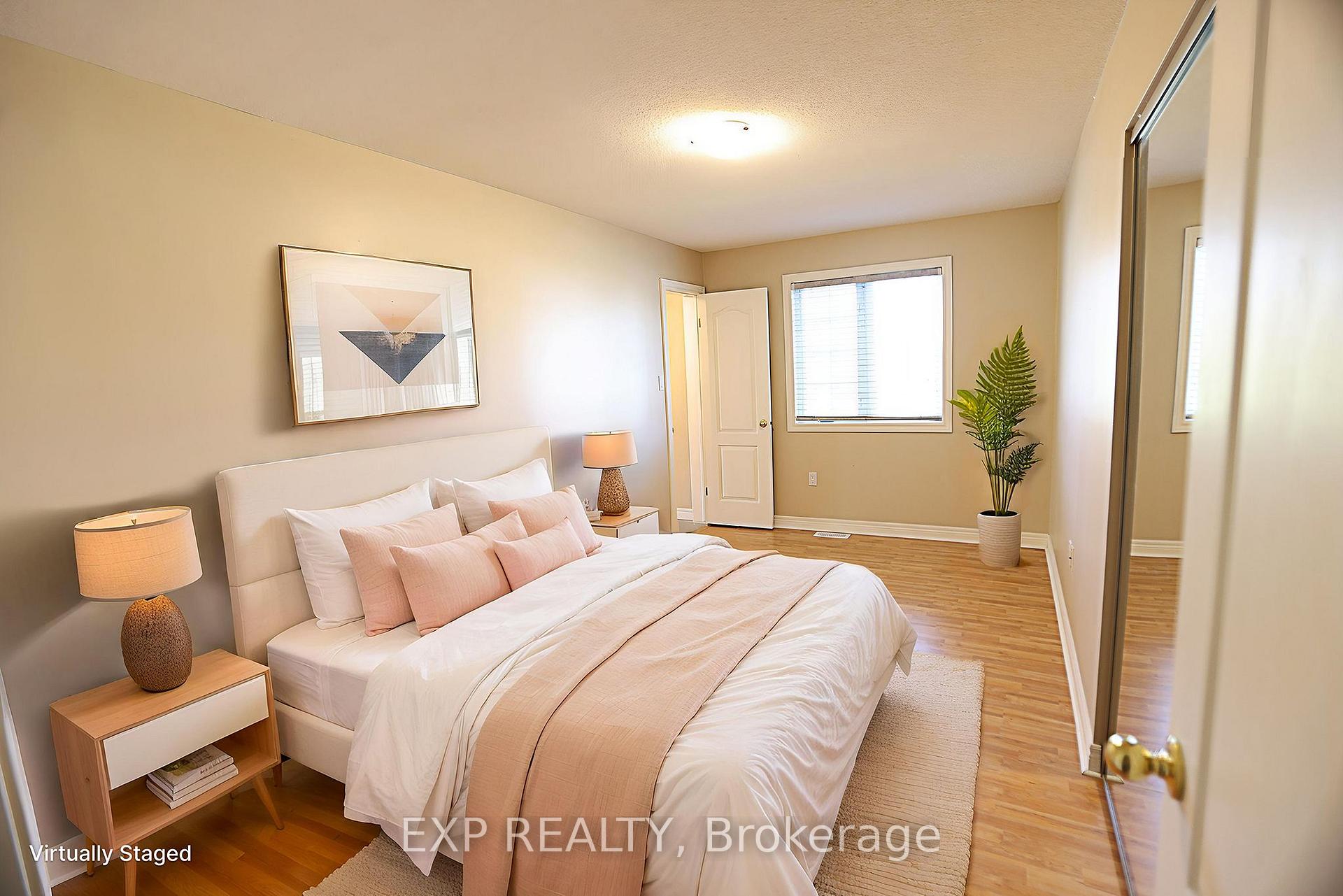 Photo 13 of Unit 9, 2 Harbour Drive, Hamilton, Lakeshore — HOMEH