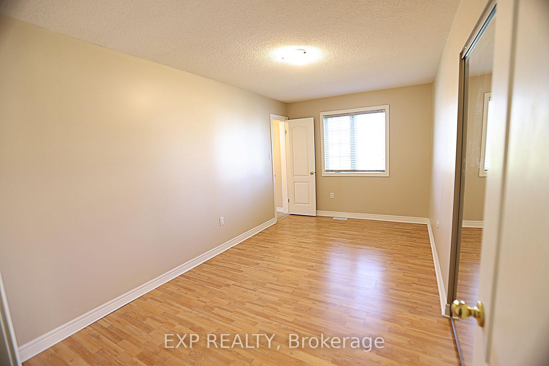 Photo 14 of Unit 9, 2 Harbour Drive, Hamilton, Lakeshore — HOMEH