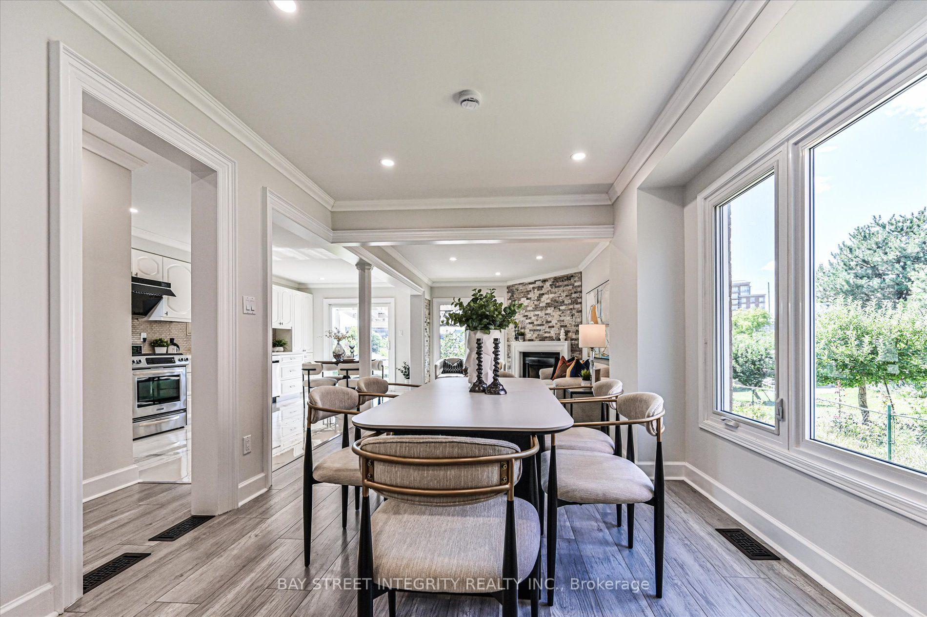 Photo 7 of 27 Samantha Circle, Richmond Hill, Doncrest — HOMEH