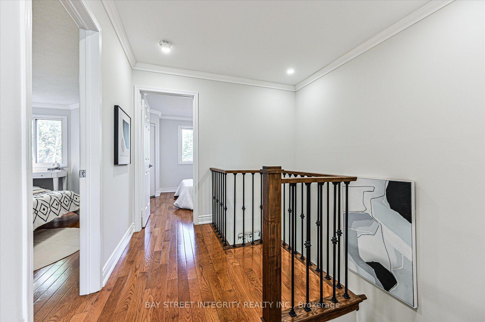 Photo 17 of 27 Samantha Circle, Richmond Hill, Doncrest — HOMEH