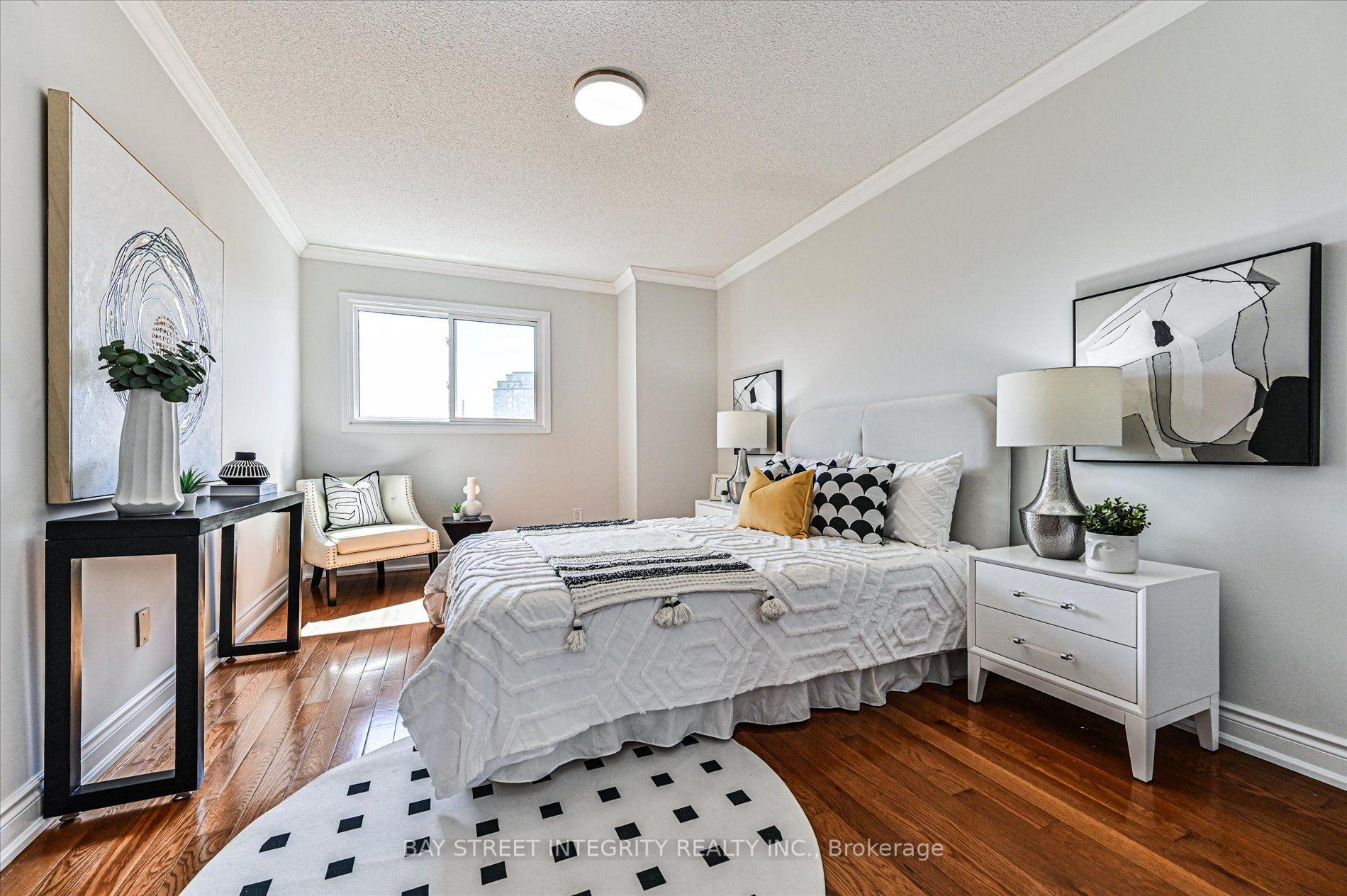 Photo 19 of 27 Samantha Circle, Richmond Hill, Doncrest — HOMEH