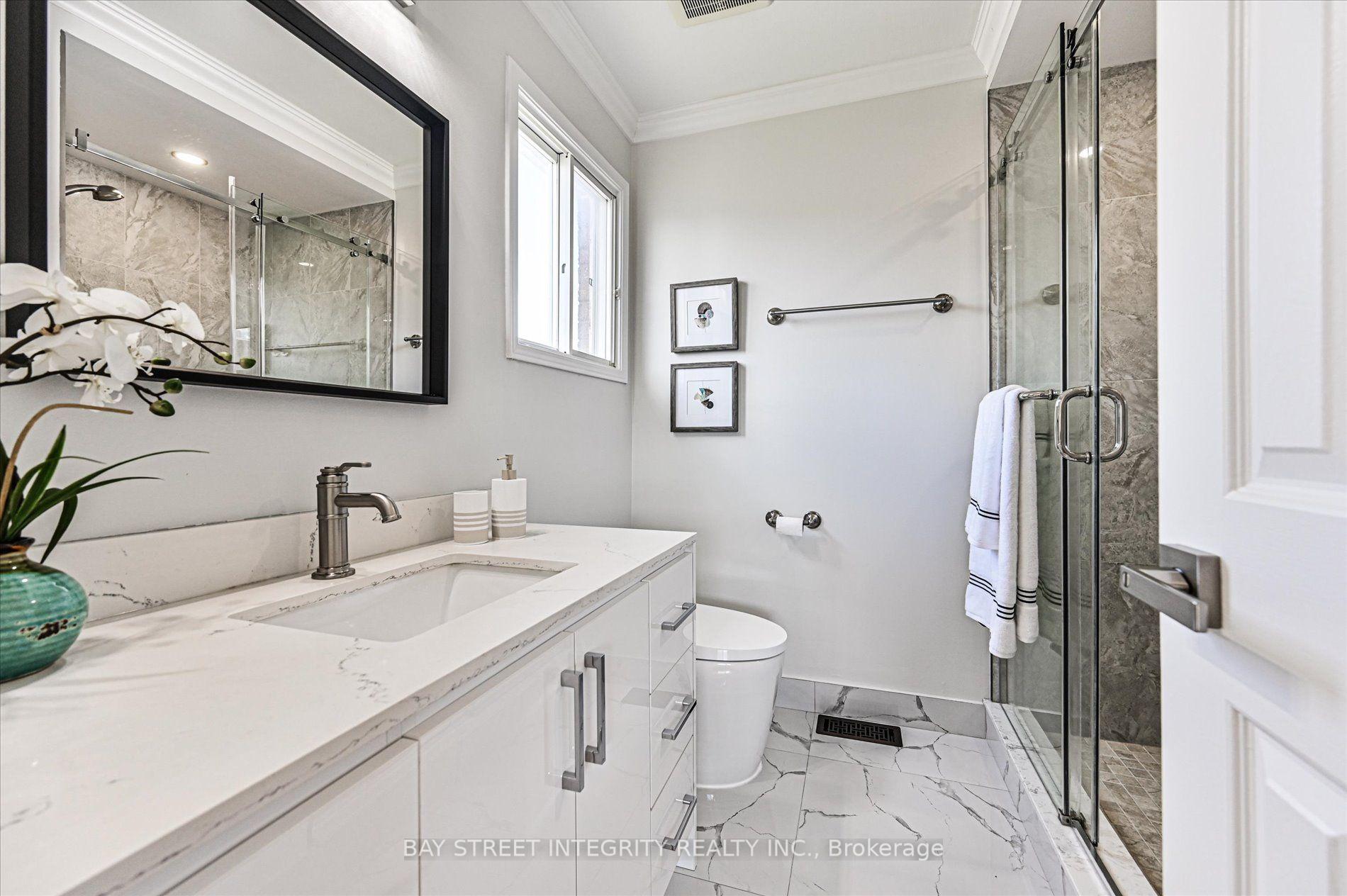 Photo 22 of 27 Samantha Circle, Richmond Hill, Doncrest — HOMEH