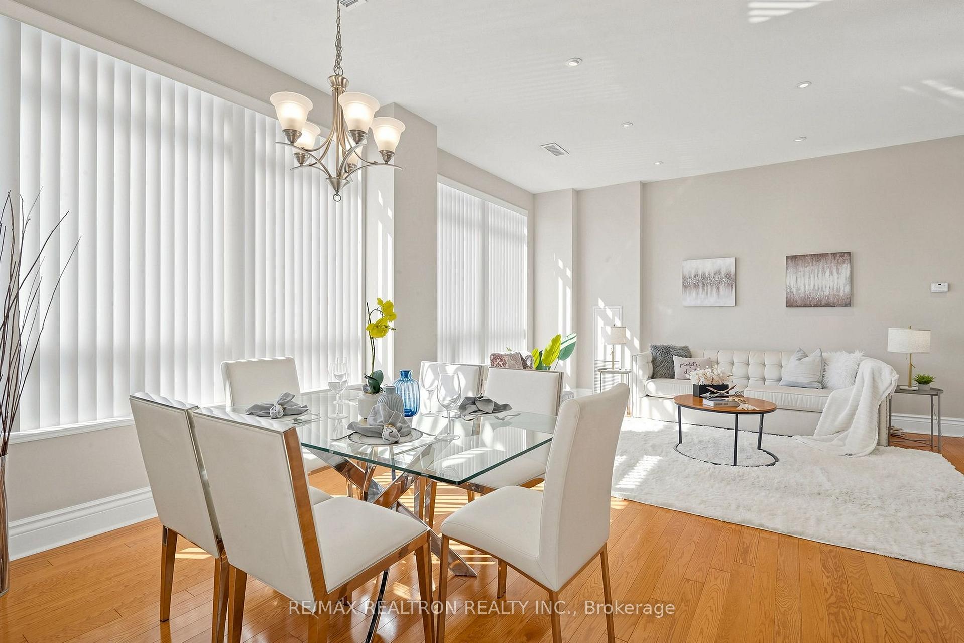 Photo 24 of Unit UPH3, 39 Galleria Parkway, Markham, Commerce Valley — HOMEH
