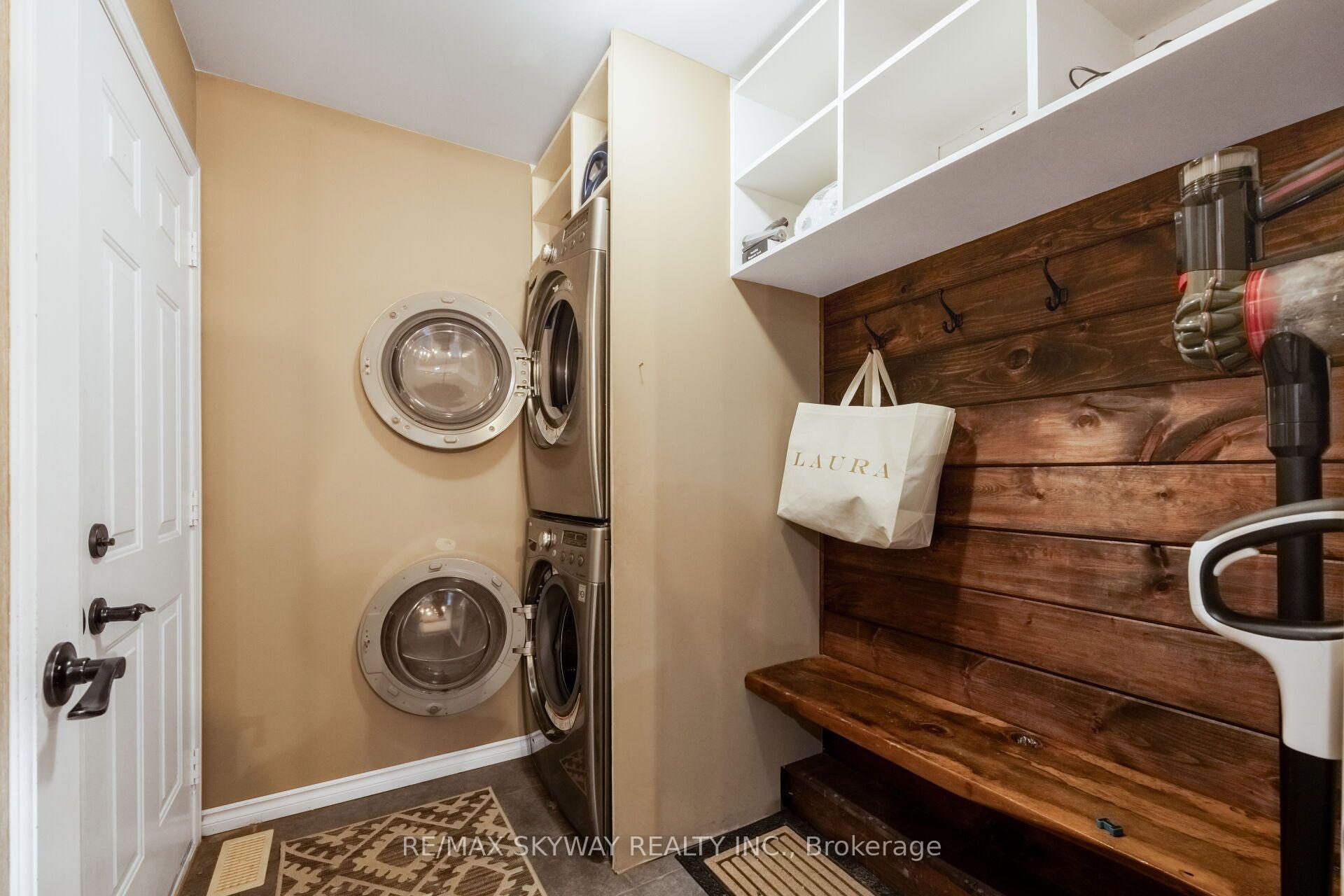 Photo 15 of 117 Oak Ridge Drive, Orangeville — HOMEH