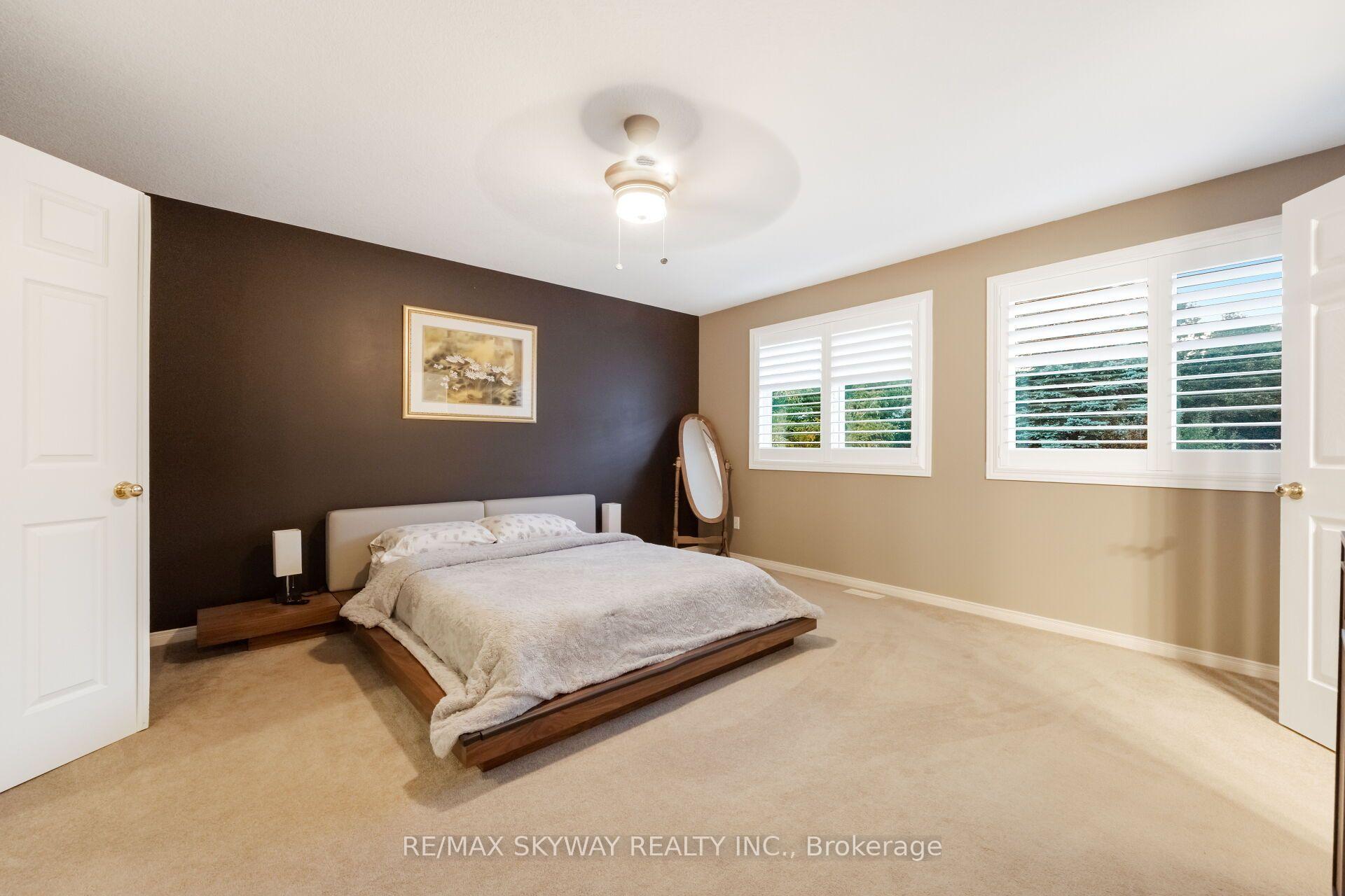 Photo 17 of 117 Oak Ridge Drive, Orangeville — HOMEH