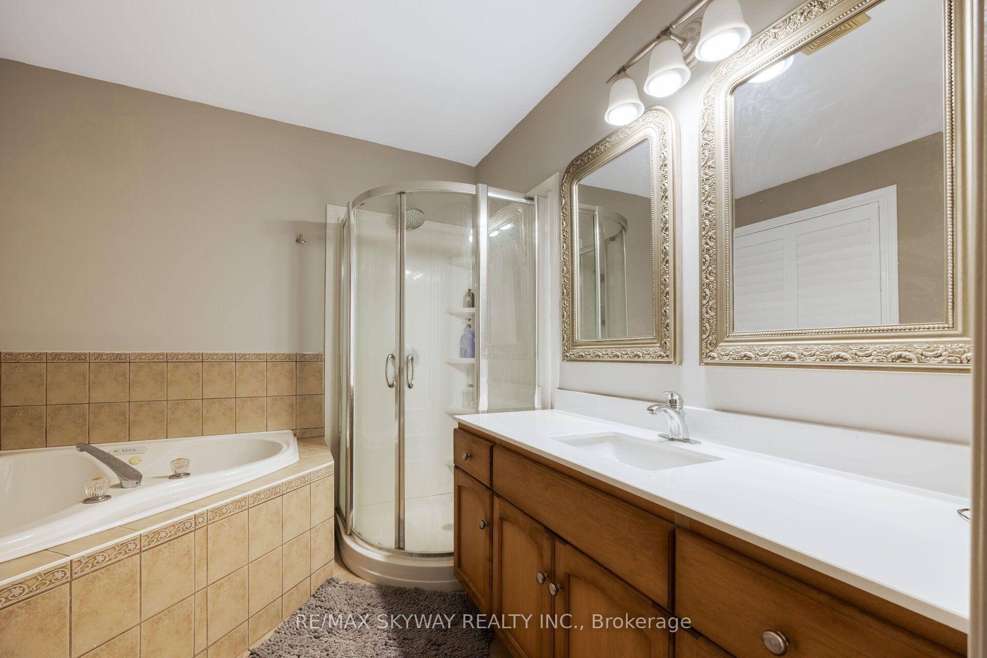 Photo 19 of 117 Oak Ridge Drive, Orangeville — HOMEH