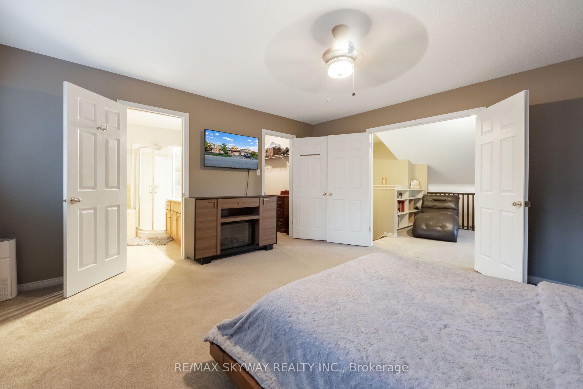 Photo 20 of 117 Oak Ridge Drive, Orangeville — HOMEH