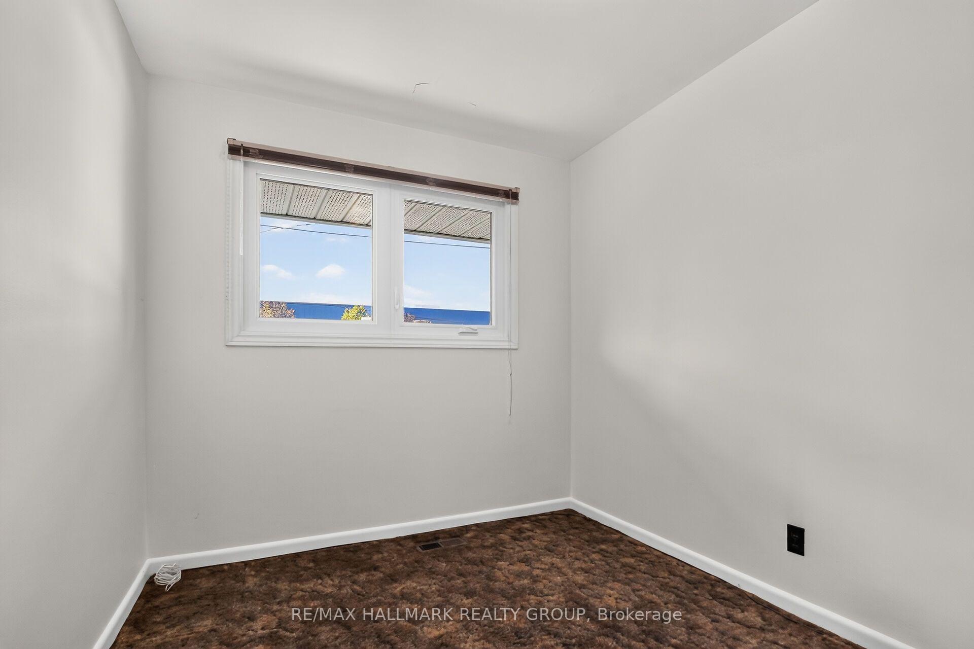 Photo 25 of 1130 Soderlind Street, Ottawa, Parkway Park — HOMEH