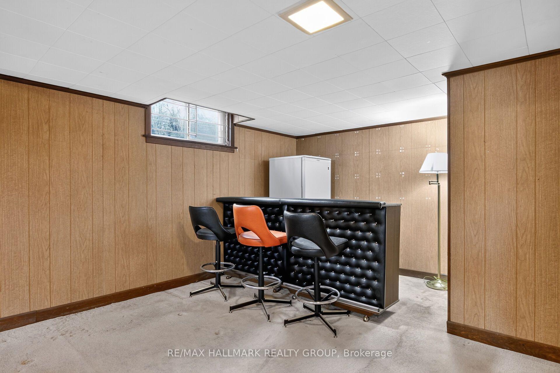 Photo 33 of 1130 Soderlind Street, Ottawa, Parkway Park — HOMEH