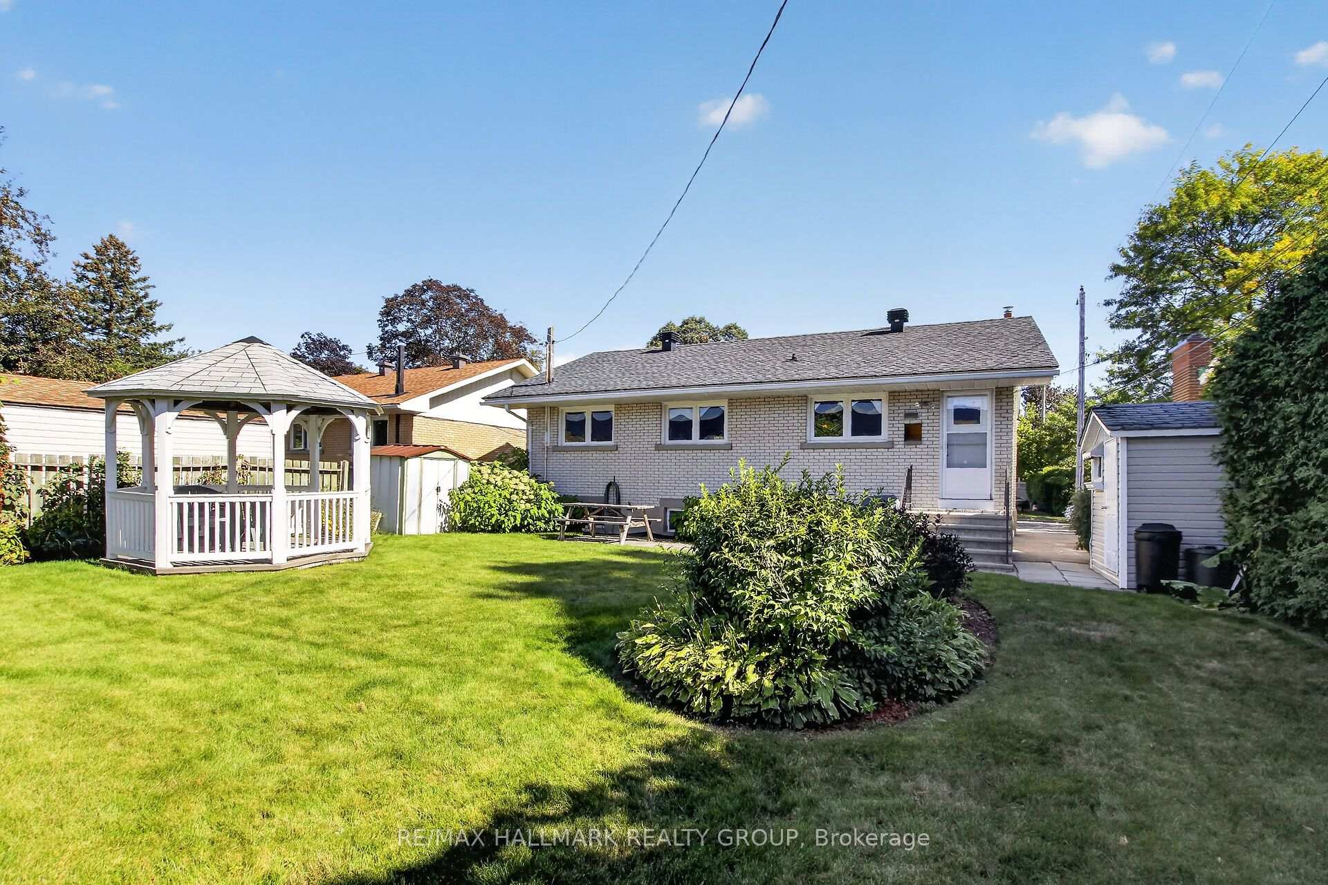 Photo 40 of 1130 Soderlind Street, Ottawa, Parkway Park — HOMEH