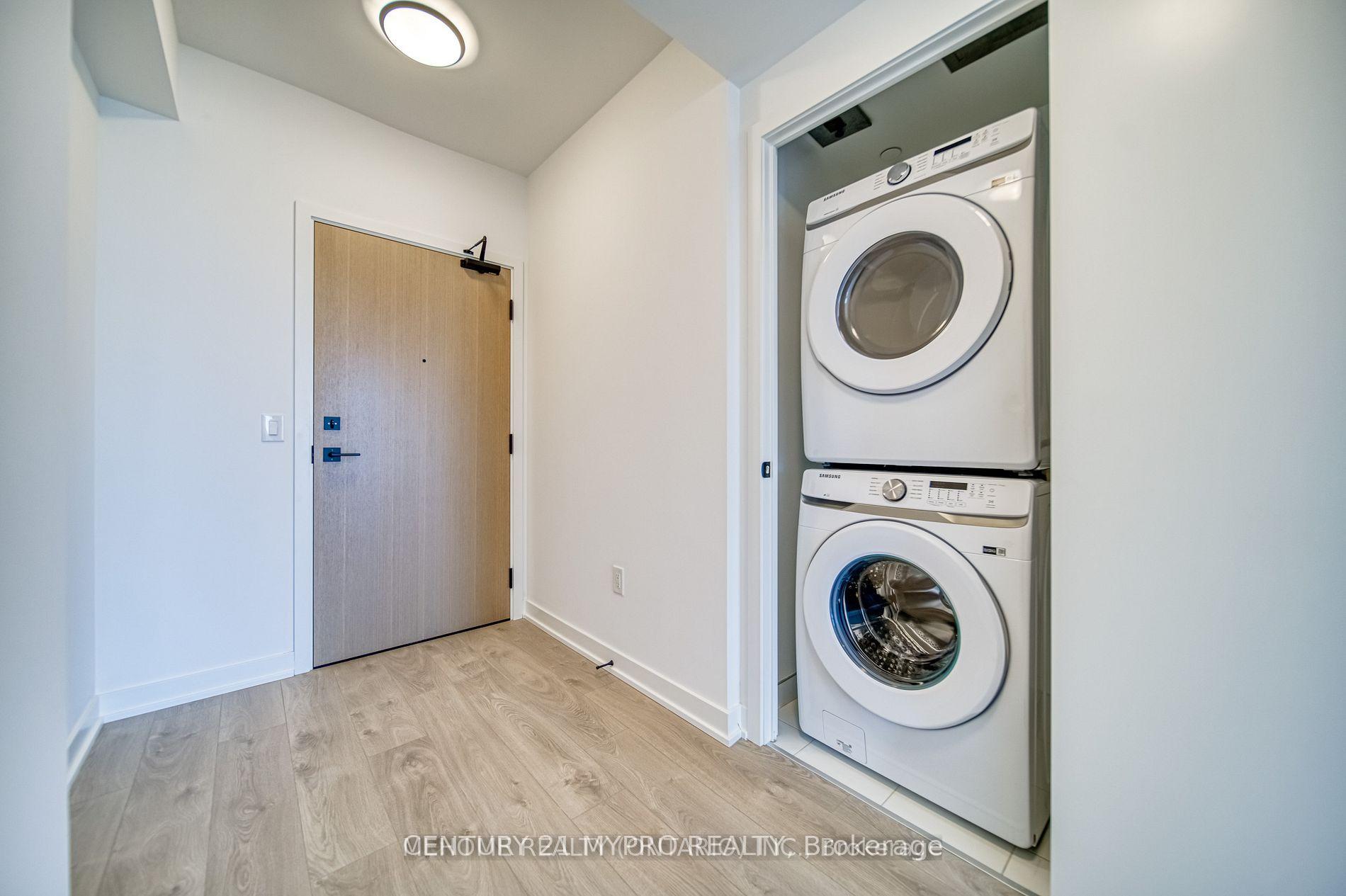 Photo 6 of Unit 1707, 36 Zorra Street, Etobicoke, Islington-City Centre West — HOMEH