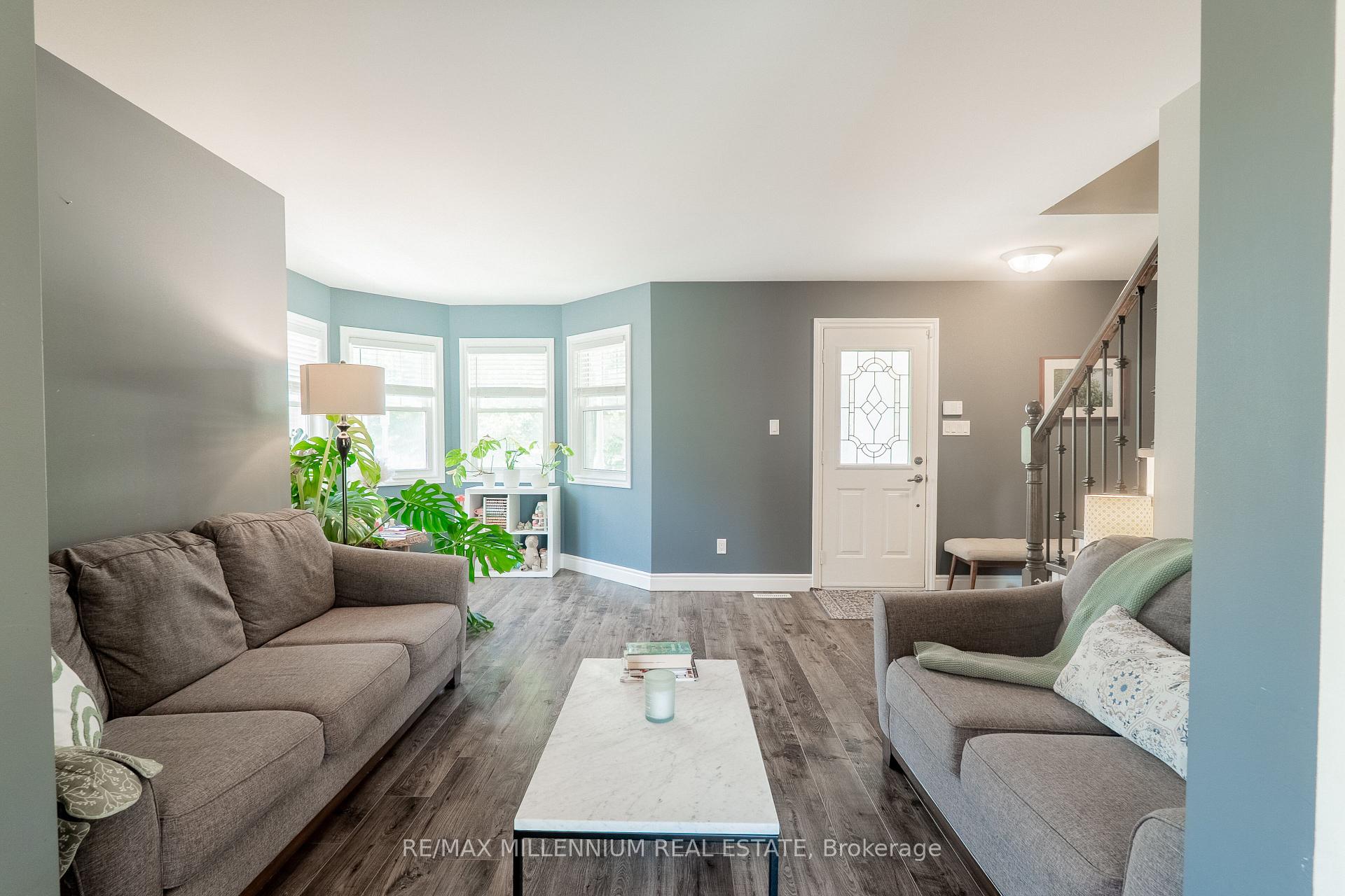 Photo 8 of 99 Dairy Drive, Halton Hills, Acton — HOMEH