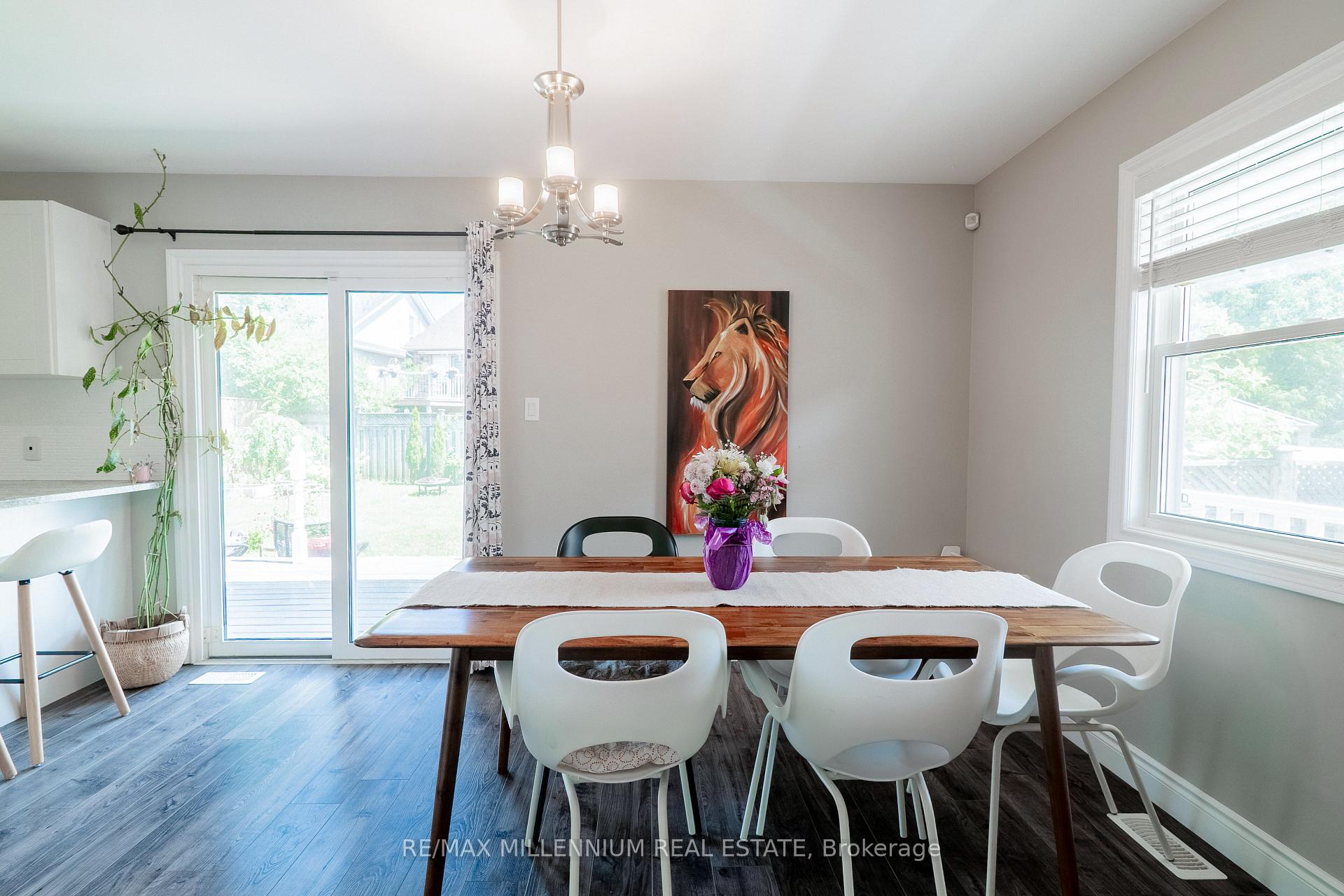 Photo 12 of 99 Dairy Drive, Halton Hills, Acton — HOMEH