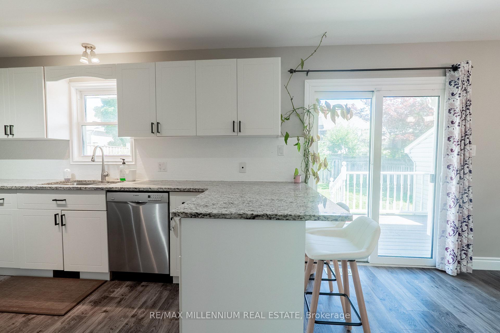 Photo 14 of 99 Dairy Drive, Halton Hills, Acton — HOMEH