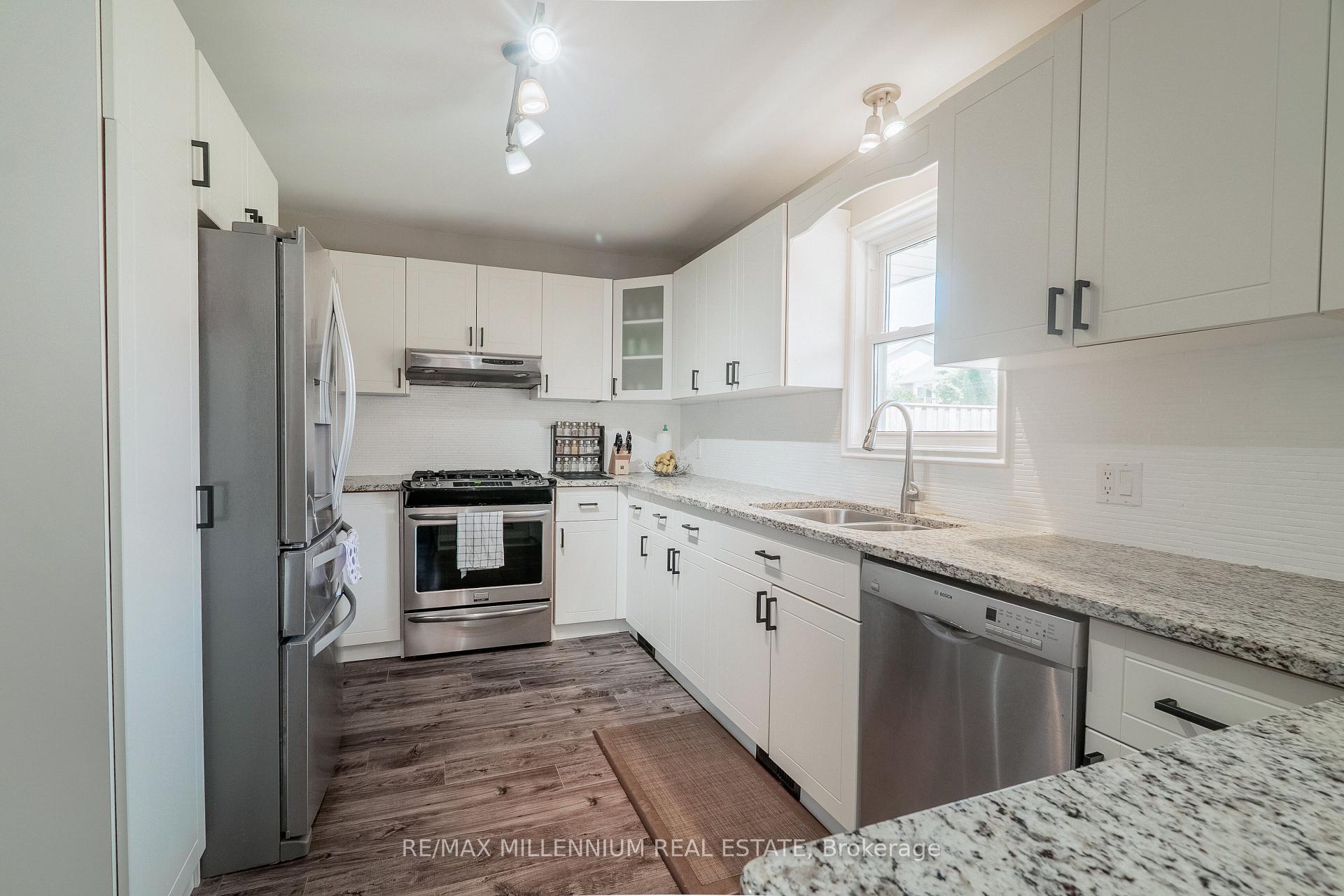 Photo 15 of 99 Dairy Drive, Halton Hills, Acton — HOMEH