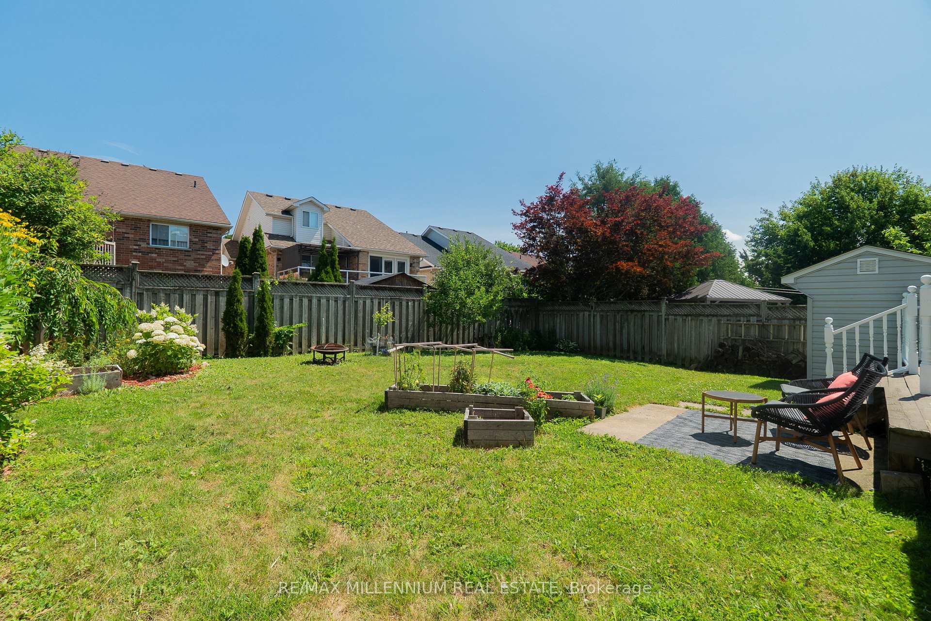 Photo 43 of 99 Dairy Drive, Halton Hills, Acton — HOMEH