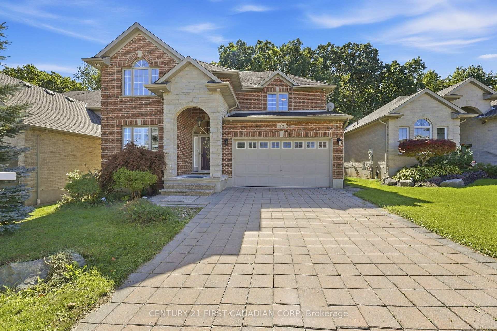 Photo of 1569 Shore Road