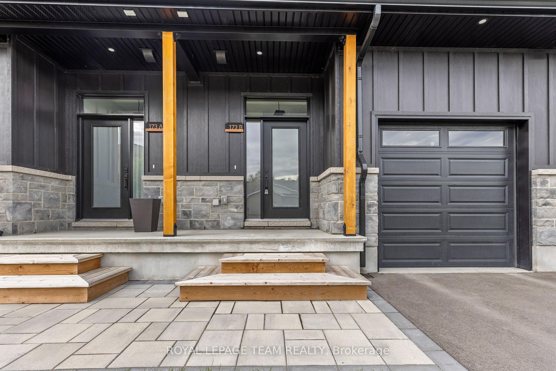 Photo 3 of Unit B, 173 Rivington Street, Ottawa, Carp — HOMEH