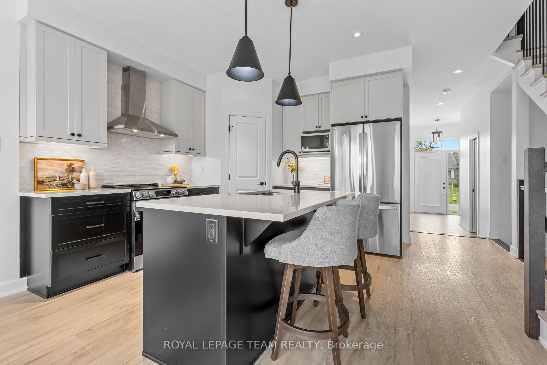 Photo 9 of Unit B, 173 Rivington Street, Ottawa, Carp — HOMEH
