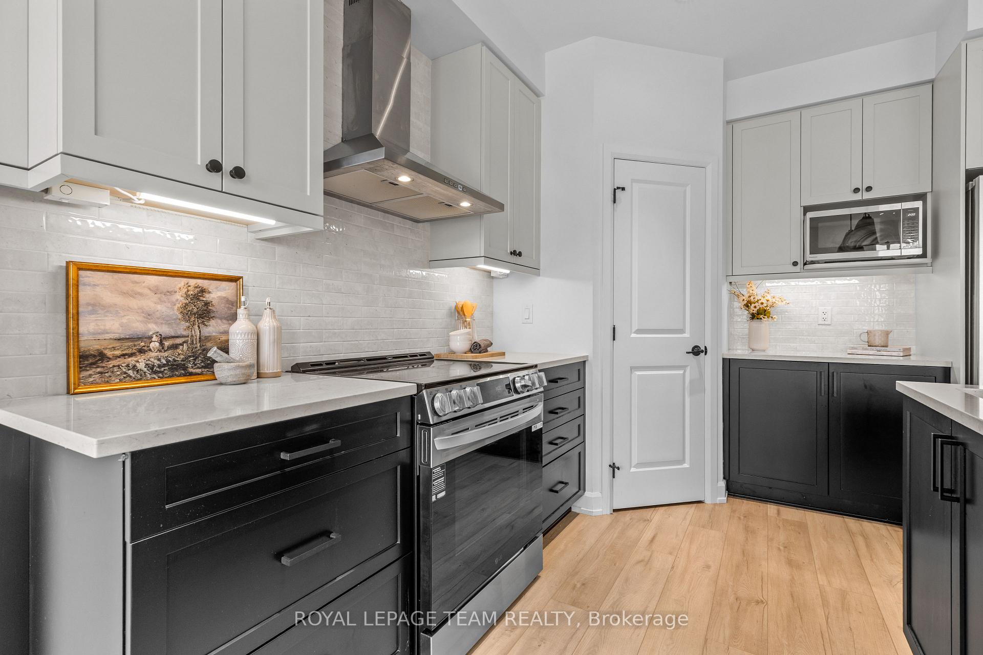 Photo 14 of Unit B, 173 Rivington Street, Ottawa, Carp — HOMEH
