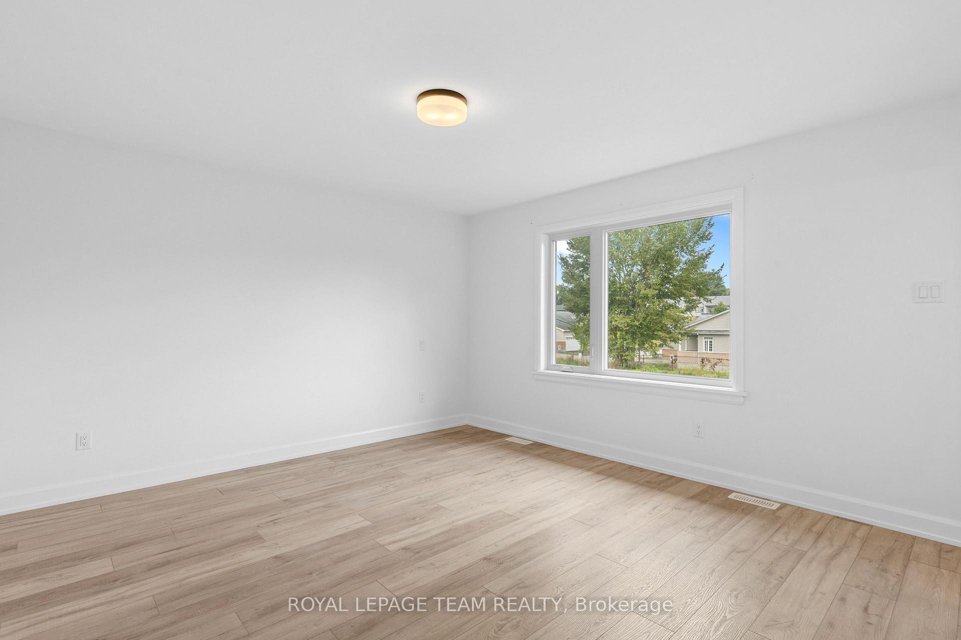 Photo 28 of Unit B, 173 Rivington Street, Ottawa, Carp — HOMEH