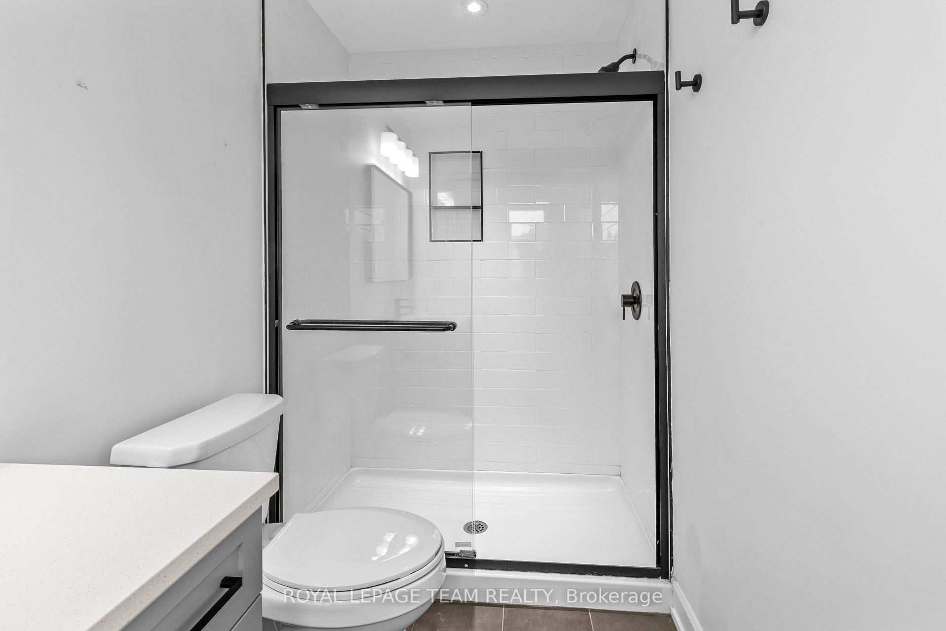 Photo 31 of Unit B, 173 Rivington Street, Ottawa, Carp — HOMEH