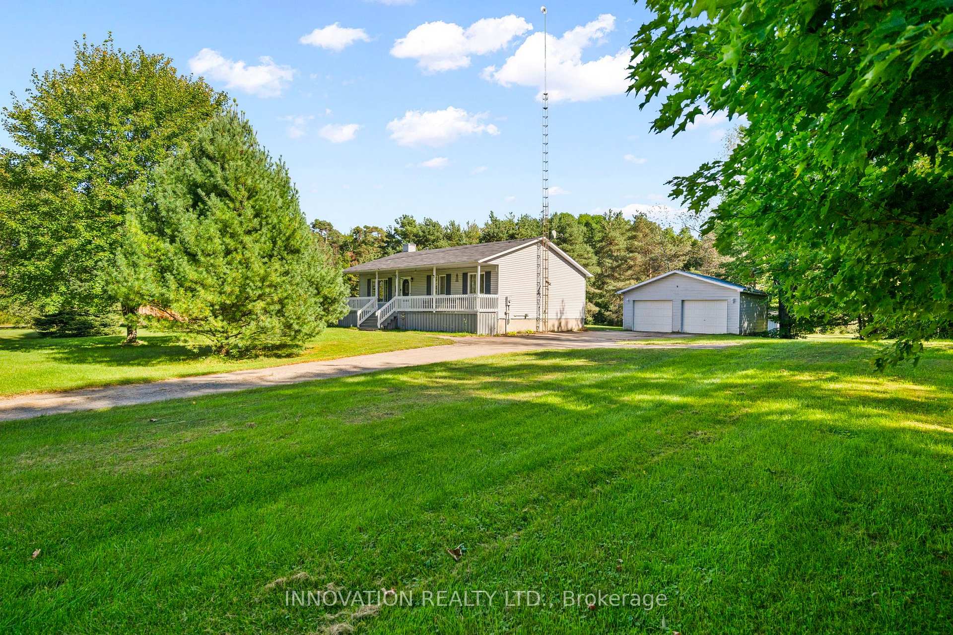 Photo 3 of 2031 Jochem Road, Edwardsburgh/Cardinal, Edwardsburgh/Cardinal Twp — HOMEH