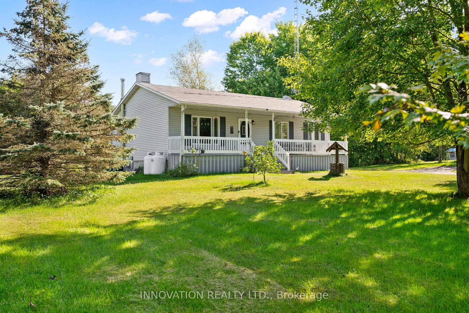Photo 2 of 2031 Jochem Road, Edwardsburgh/Cardinal, Edwardsburgh/Cardinal Twp — HOMEH