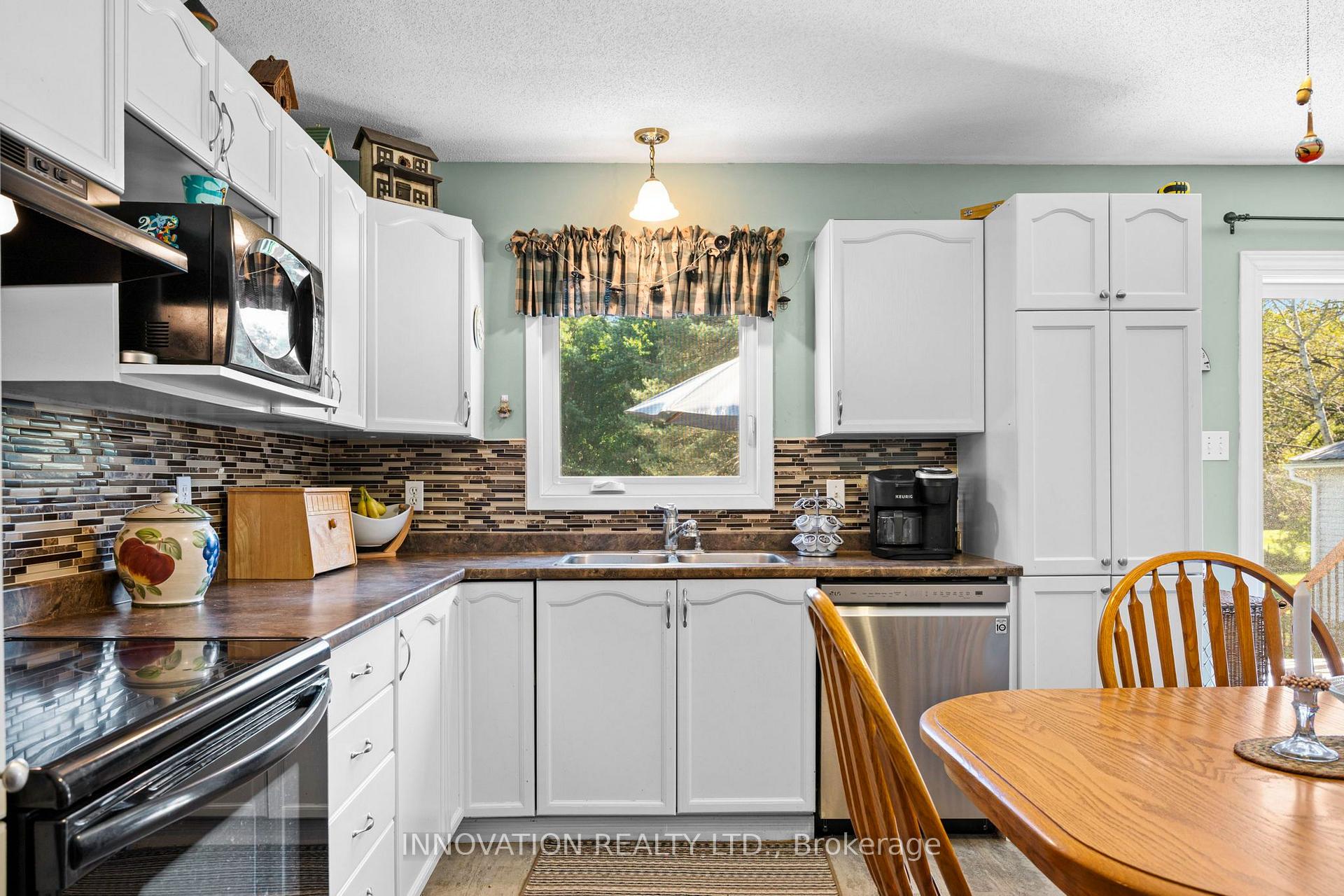 Photo 15 of 2031 Jochem Road, Edwardsburgh/Cardinal, Edwardsburgh/Cardinal Twp — HOMEH